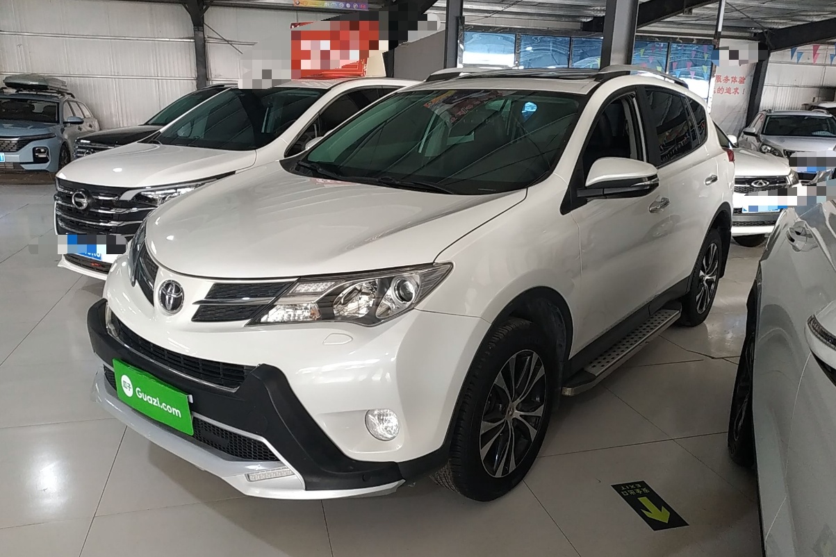 丰田 RAV4 2015款 2.5L 自动四驱精英版