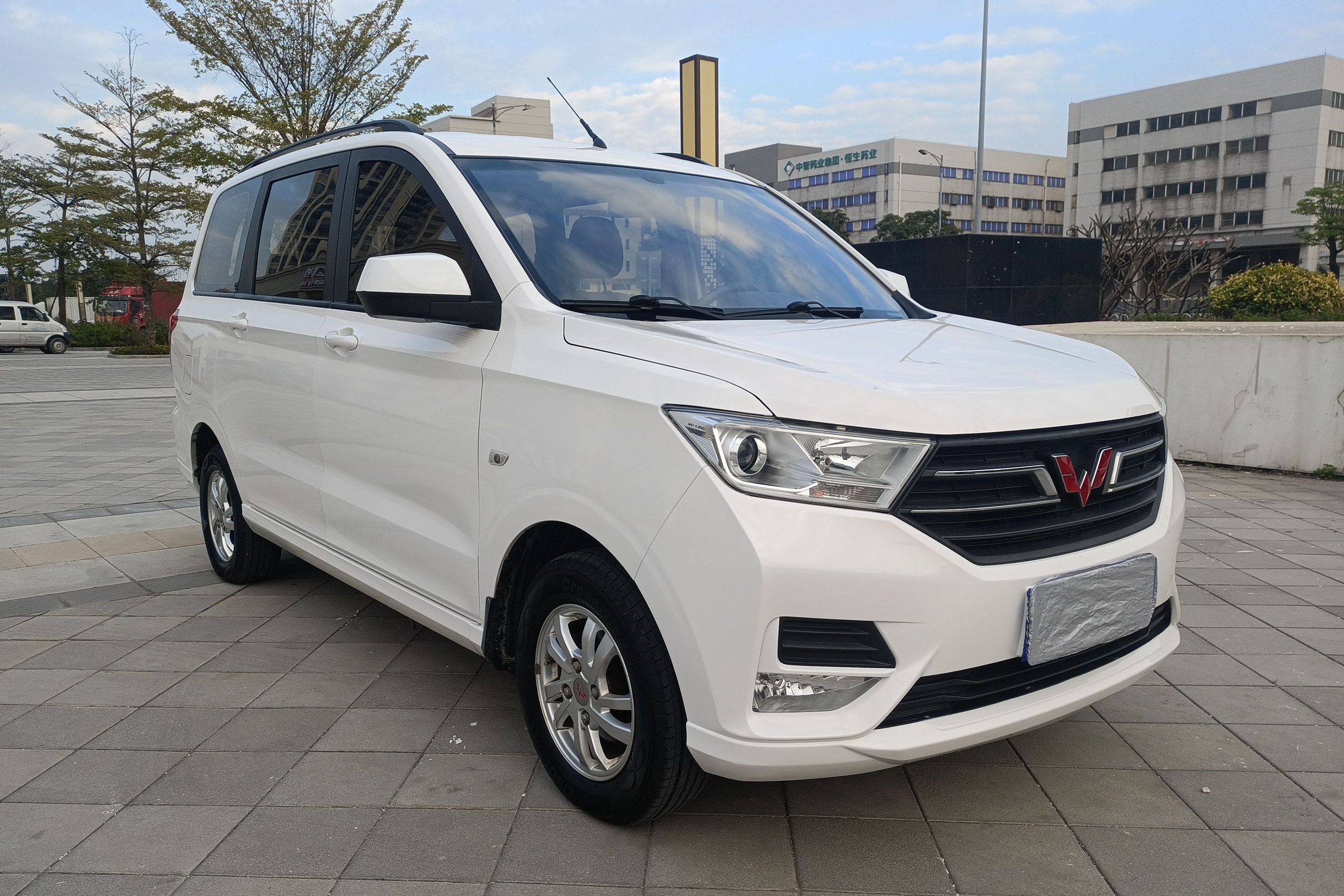 五菱汽车 五菱宏光 2018款 1.5L S舒适型L2B