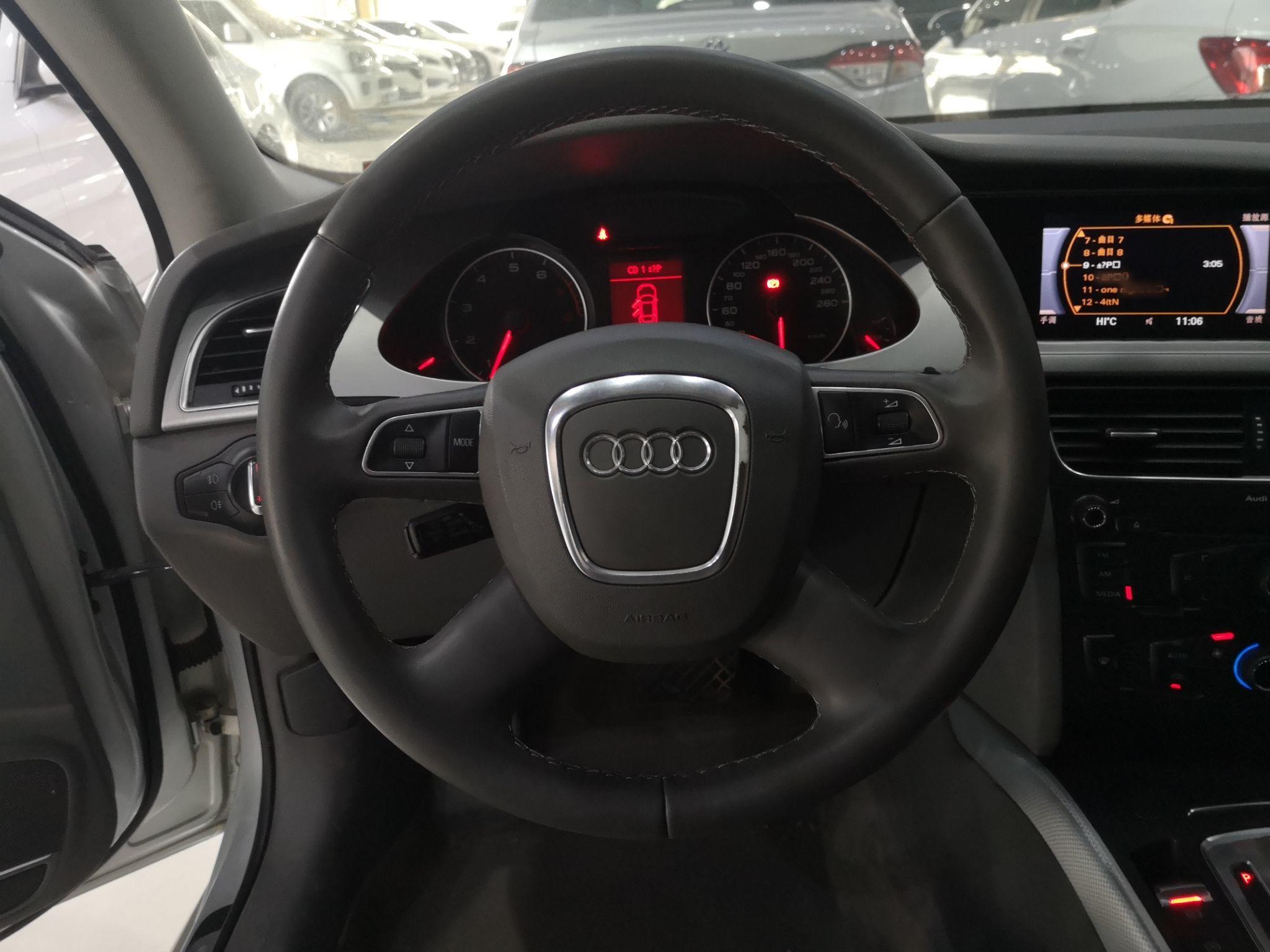 奥迪A4L 2012款 2.0 TFSI 自动标准型