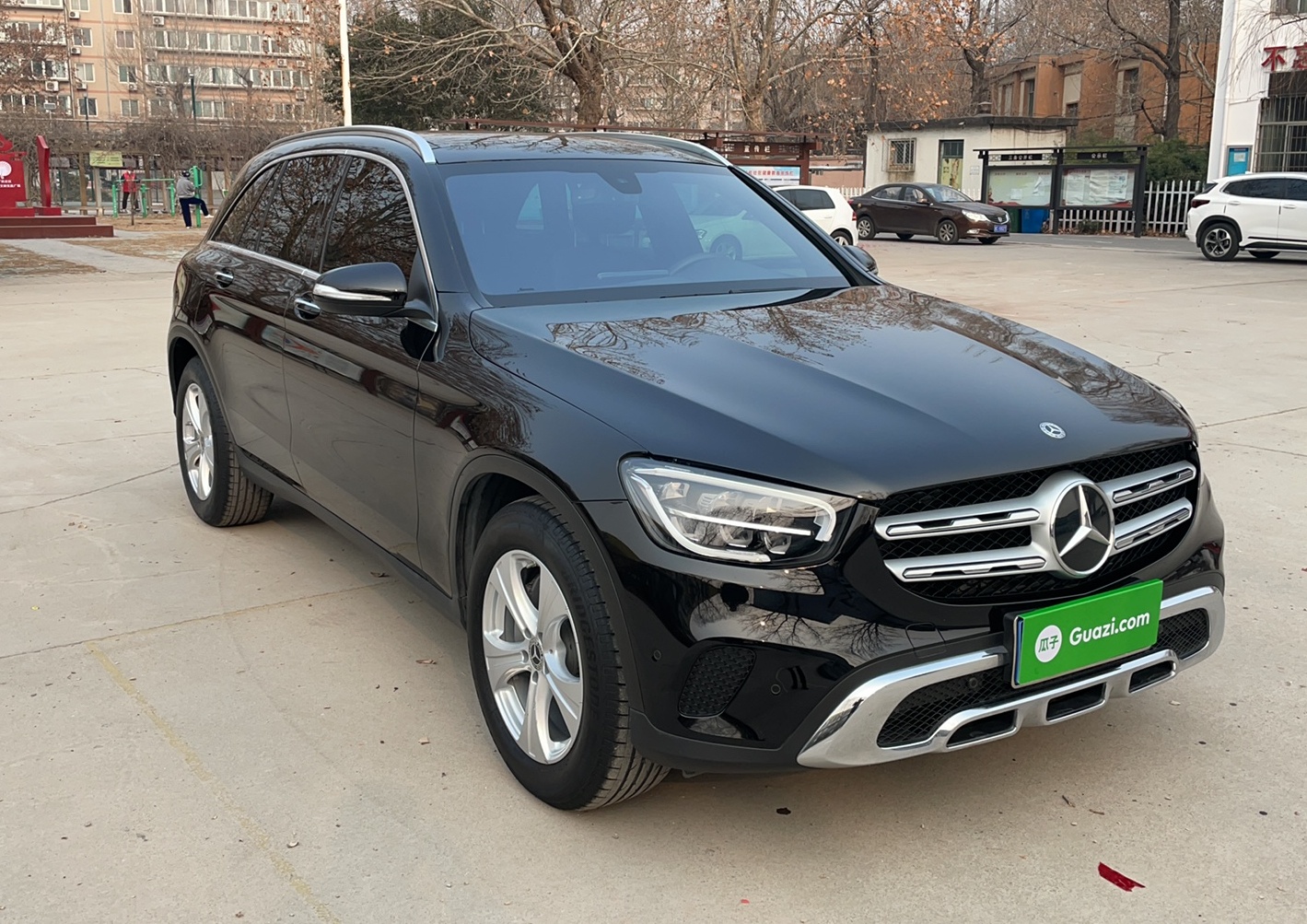 奔驰GLC级 2020款 改款 GLC 260 L 4MATIC 动感型