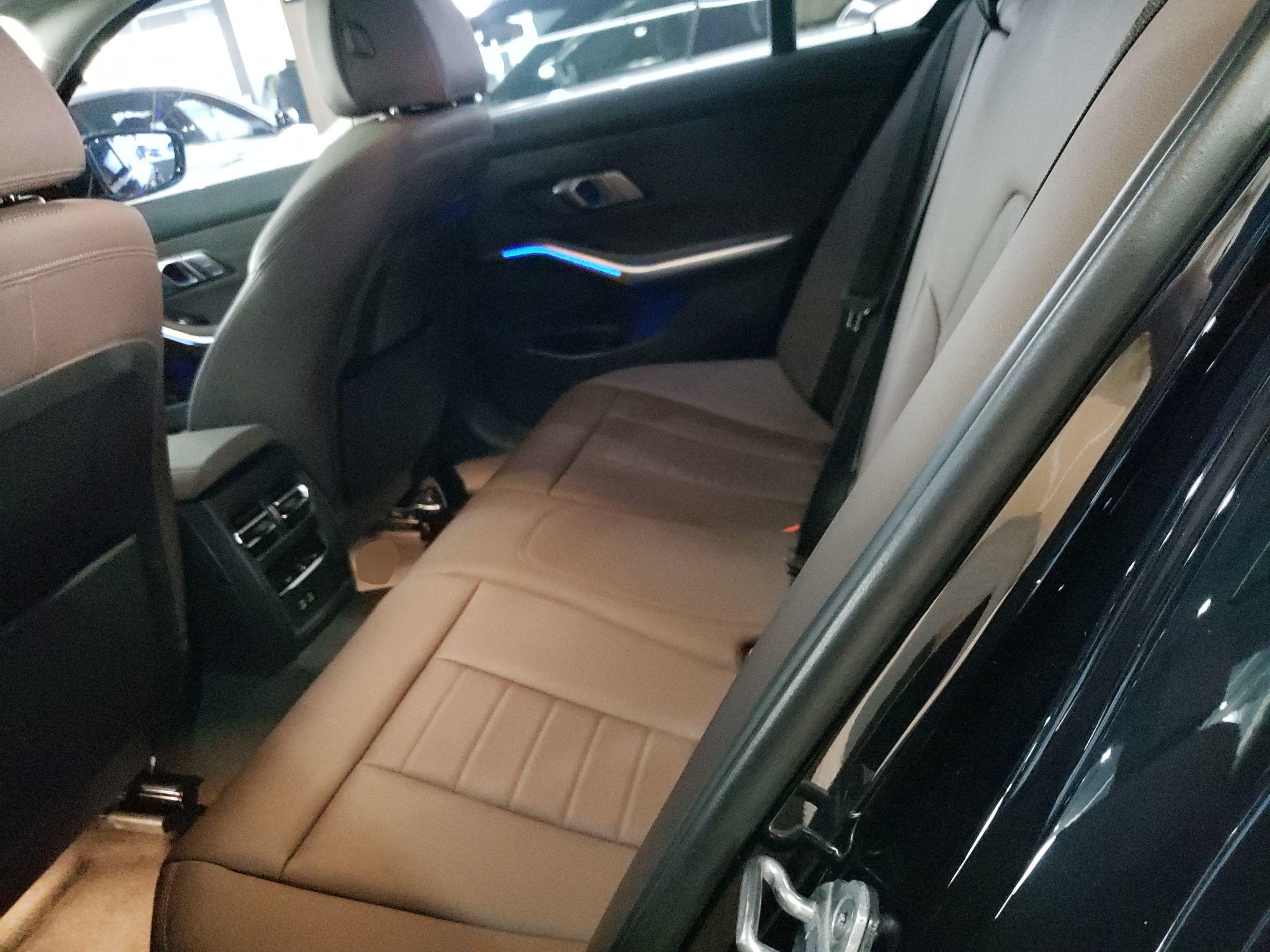 宝马3系 2021款 325i M运动套装