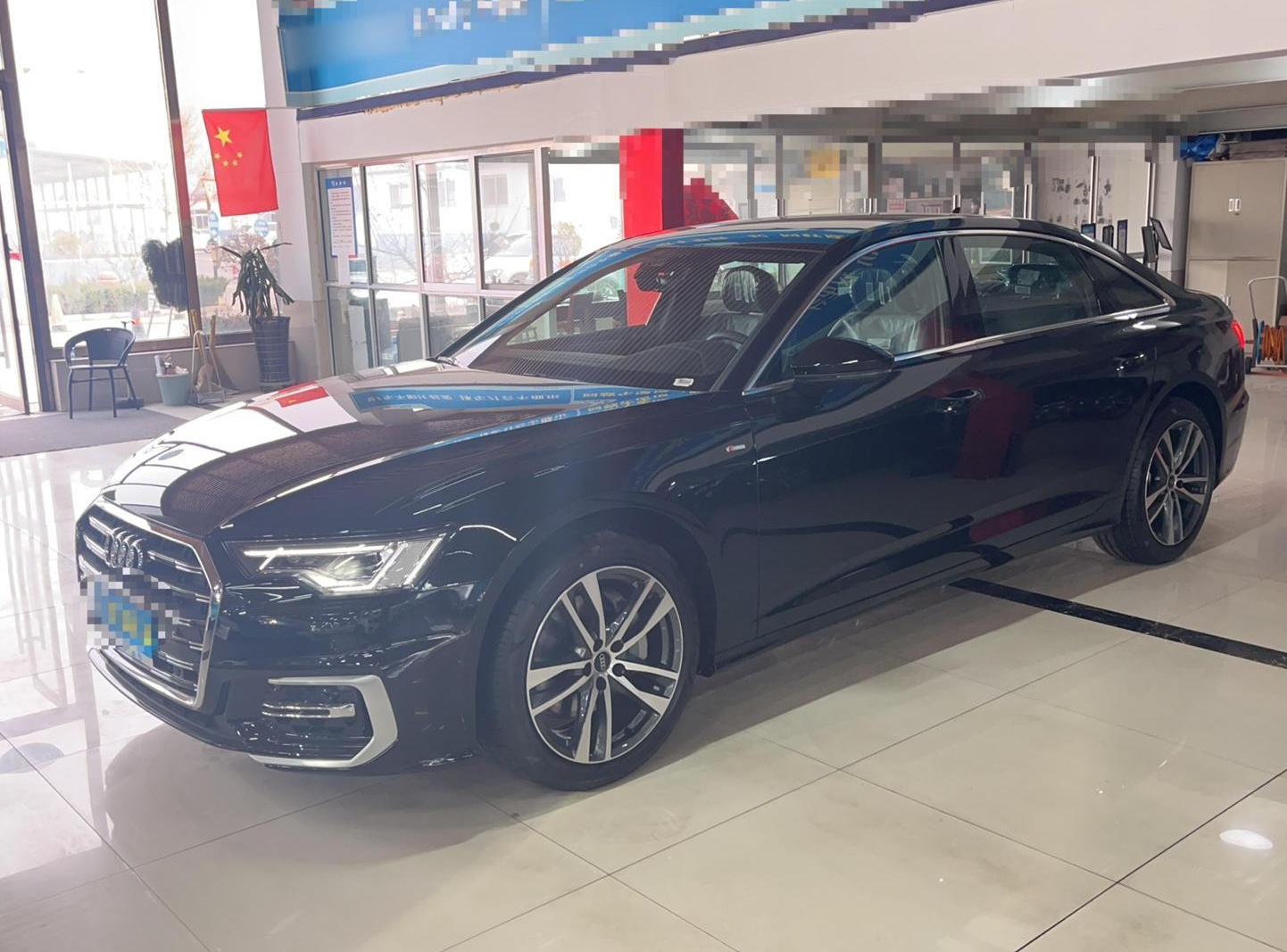 奥迪A6L 2023款 40 TFSI 豪华动感型