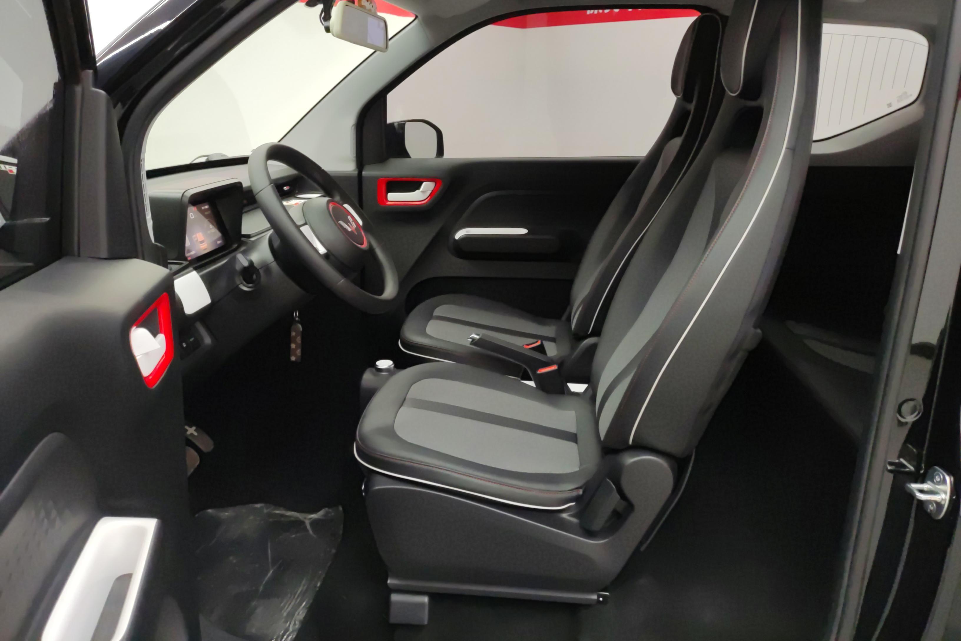 五菱汽车 宏光MINI EV 2022款 GAMEBOY 300km 玩咖款