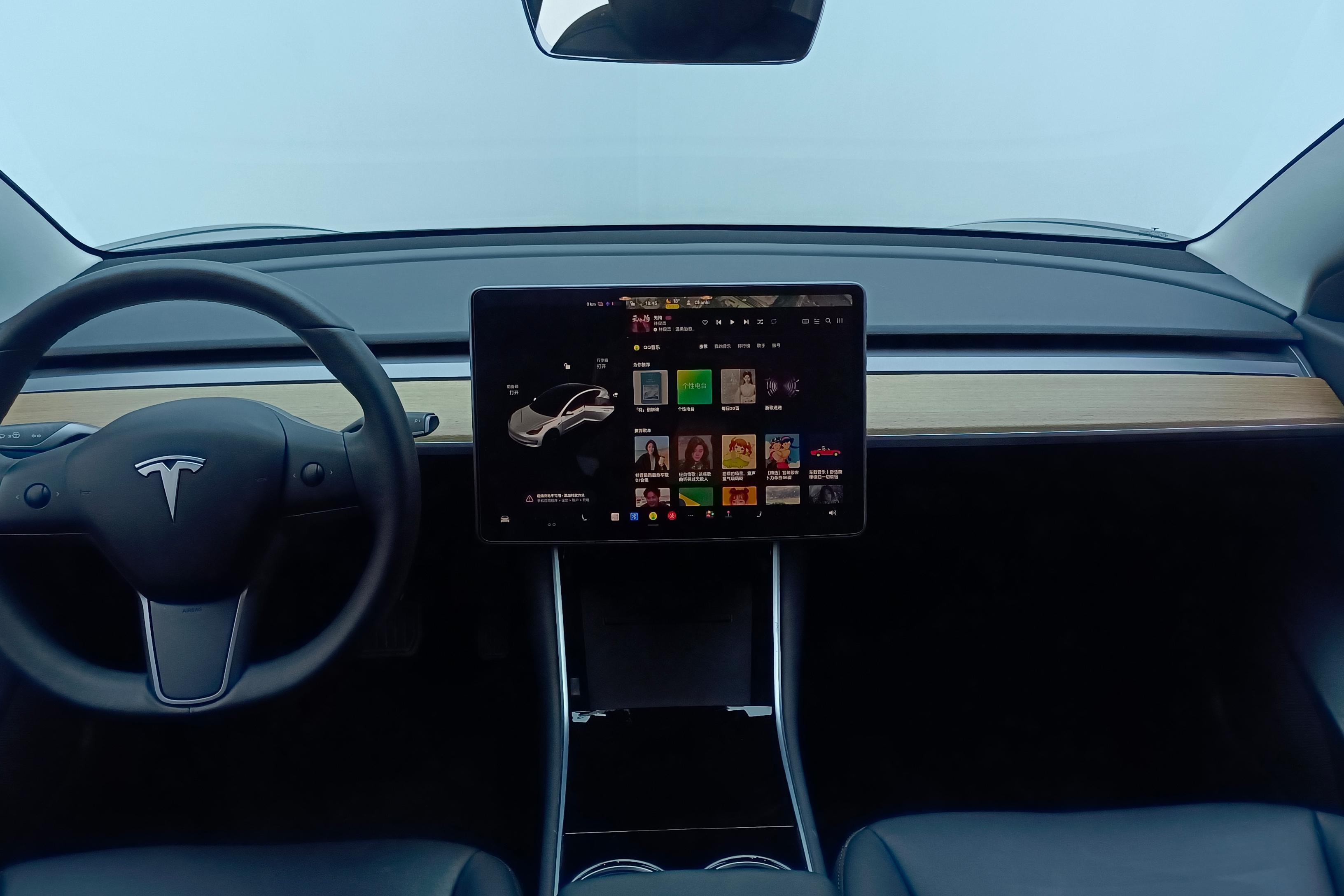 特斯拉 Model 3 2019款 标准续航后驱升级版(进口)