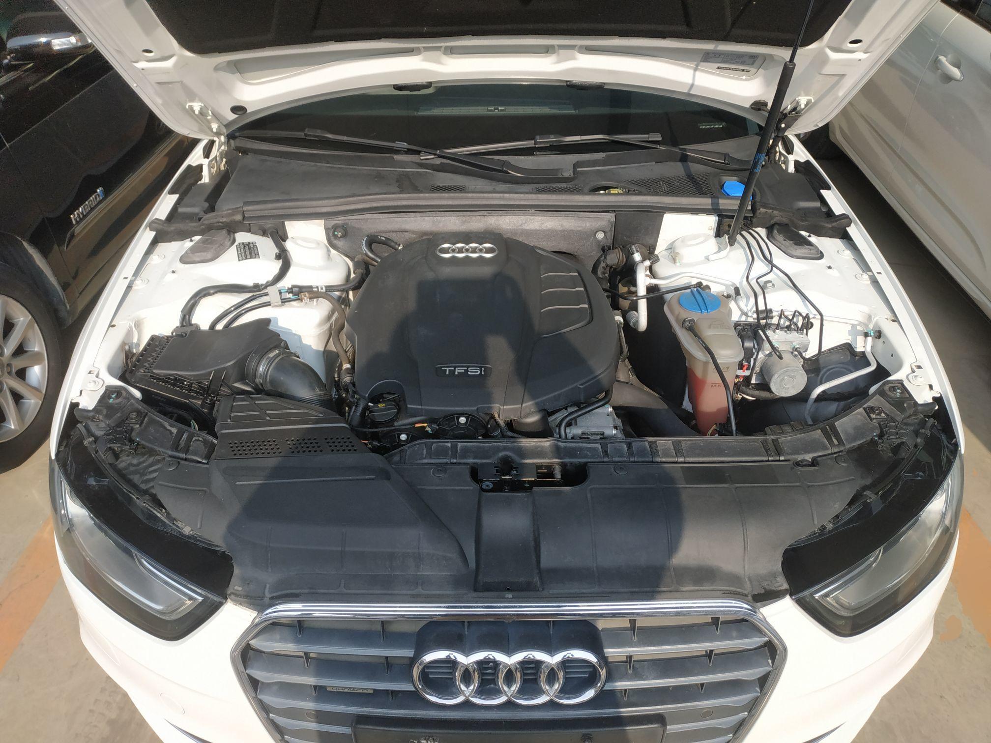 奥迪A4L 2015款 45 TFSI quattro个性运动型