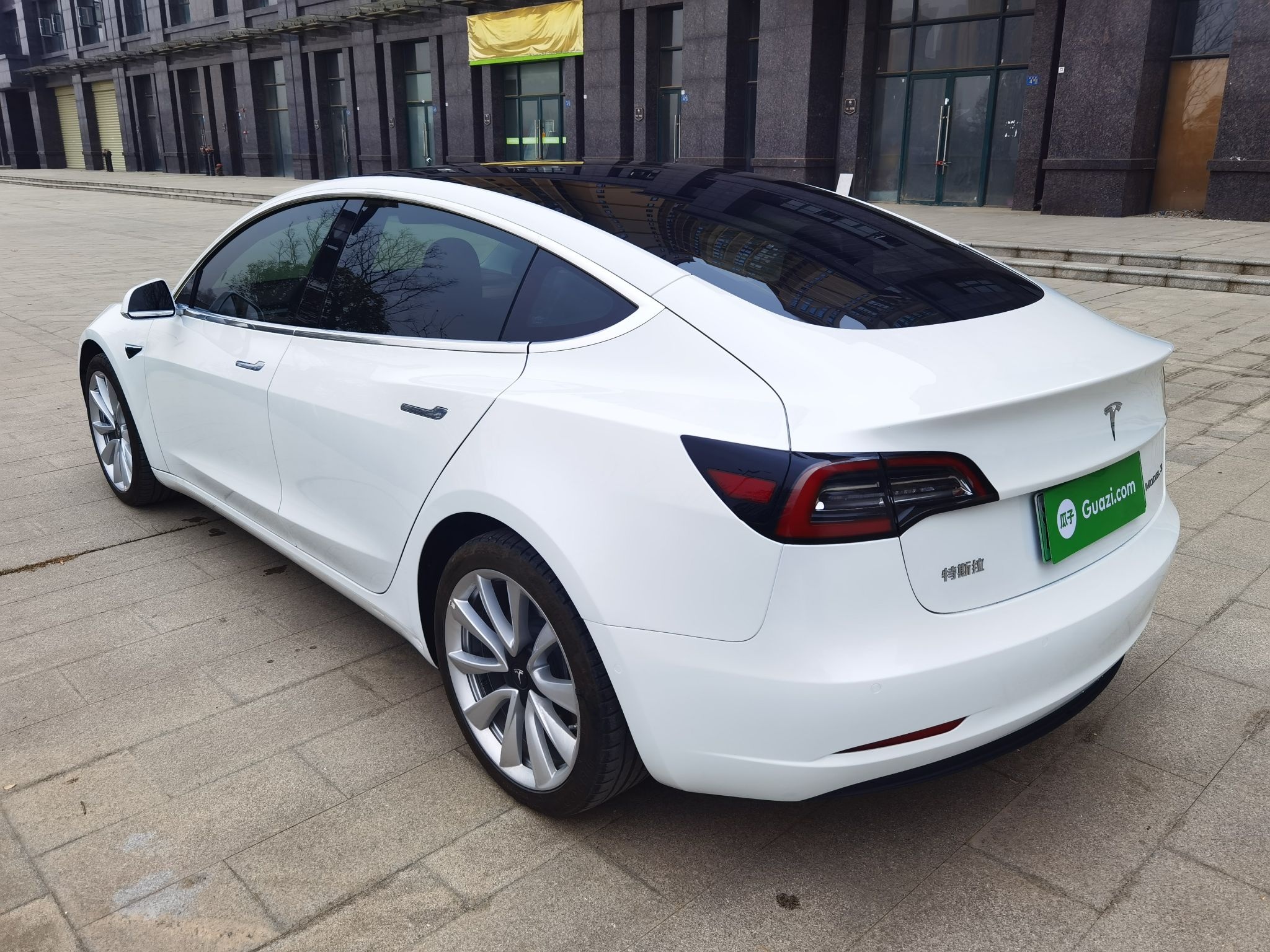 特斯拉 Model 3 2020款 改款 长续航后轮驱动版