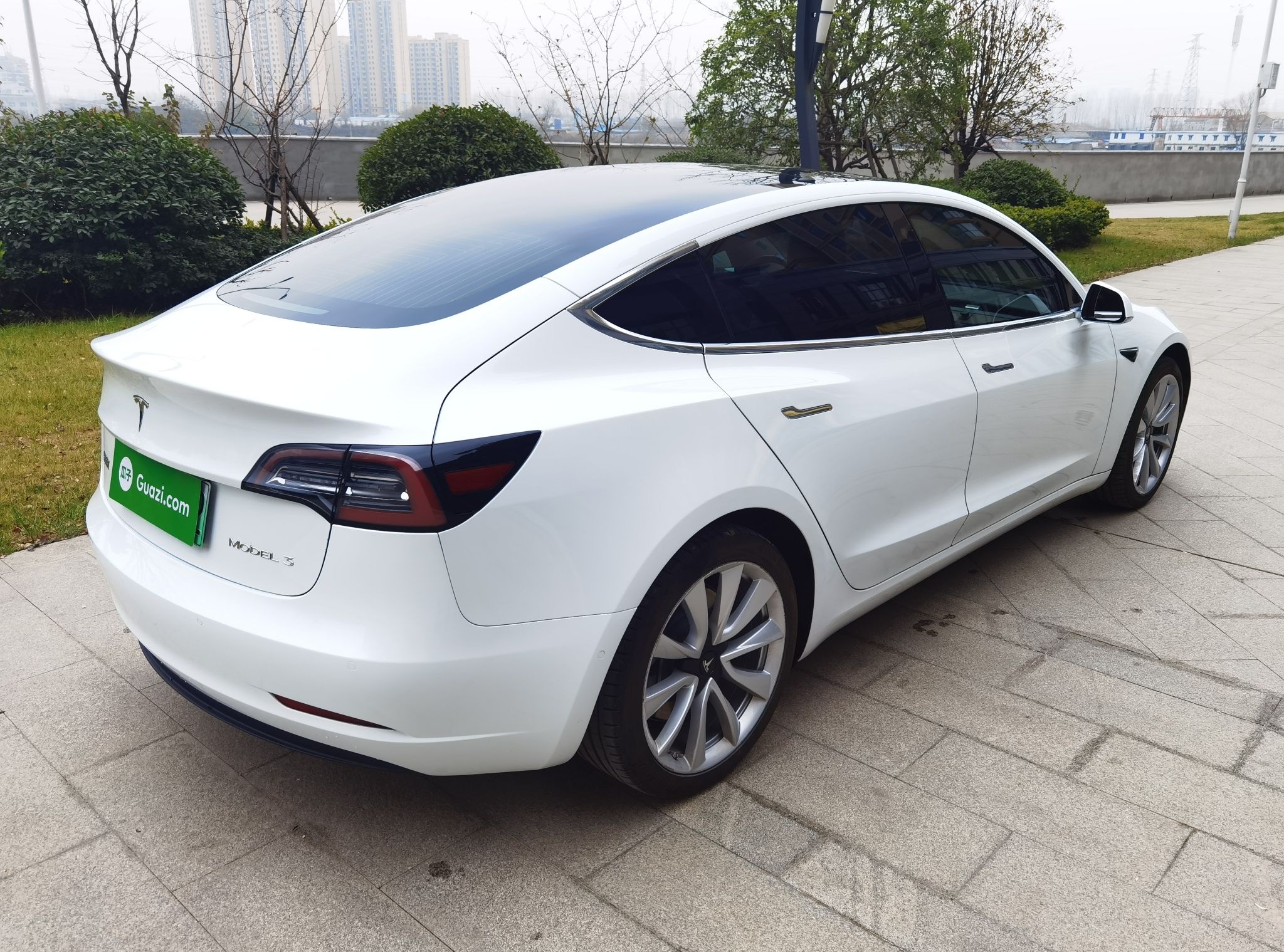 特斯拉 Model 3 2020款 改款 长续航后轮驱动版