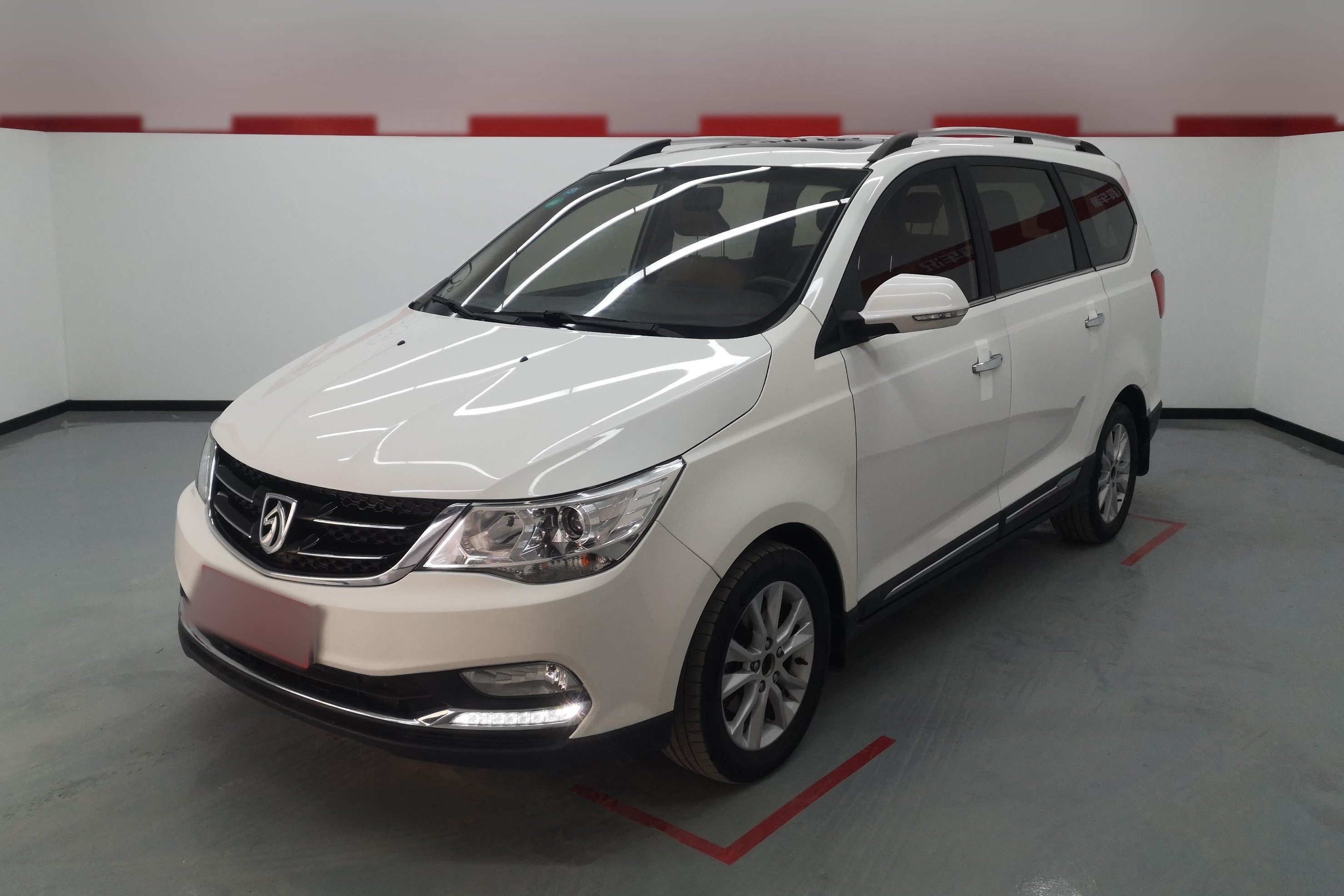 宝骏730 2016款 1.8L 手动豪华型 7座