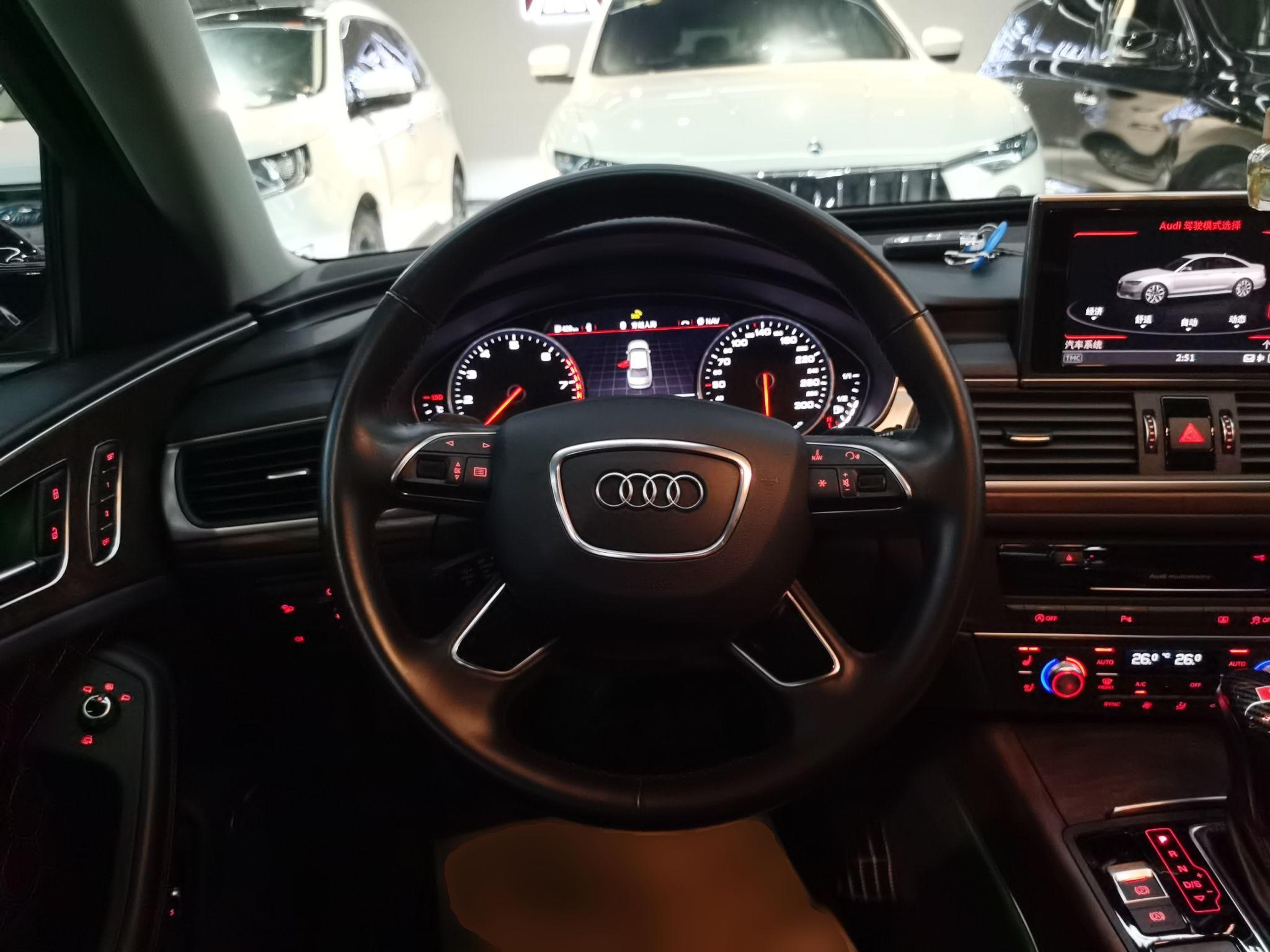 奥迪A6L 2018款 30周年年型 45 TFSI quattro 豪华型