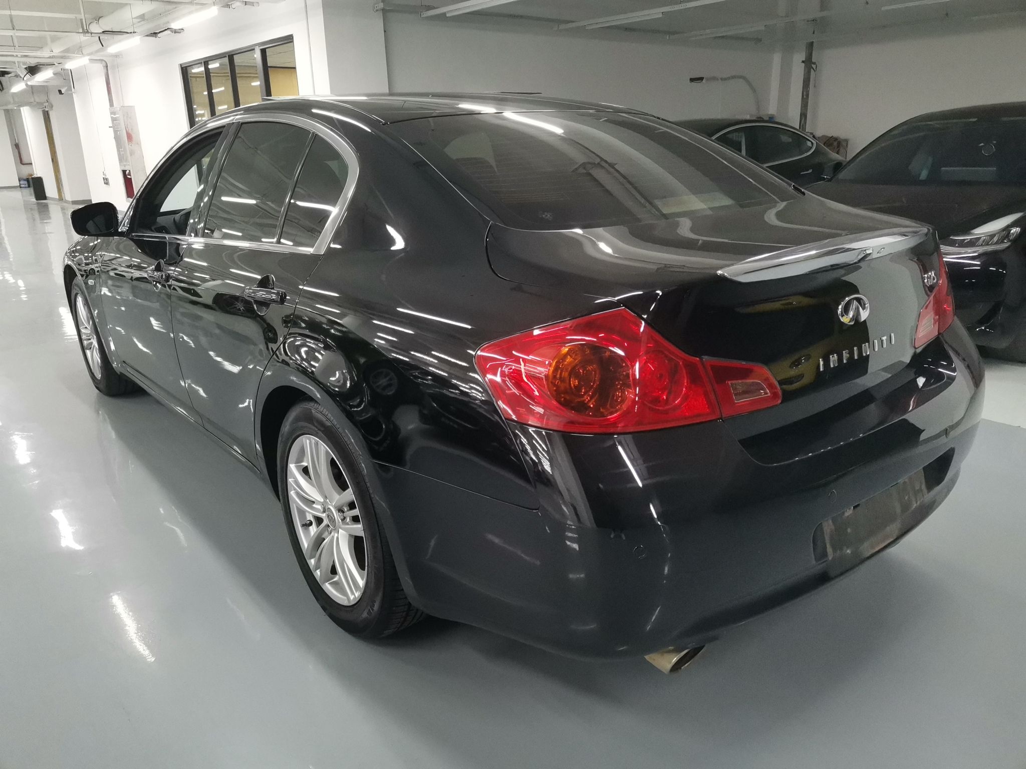 英菲尼迪G系列 2013款 G25 Sedan 豪华运动版(进口)