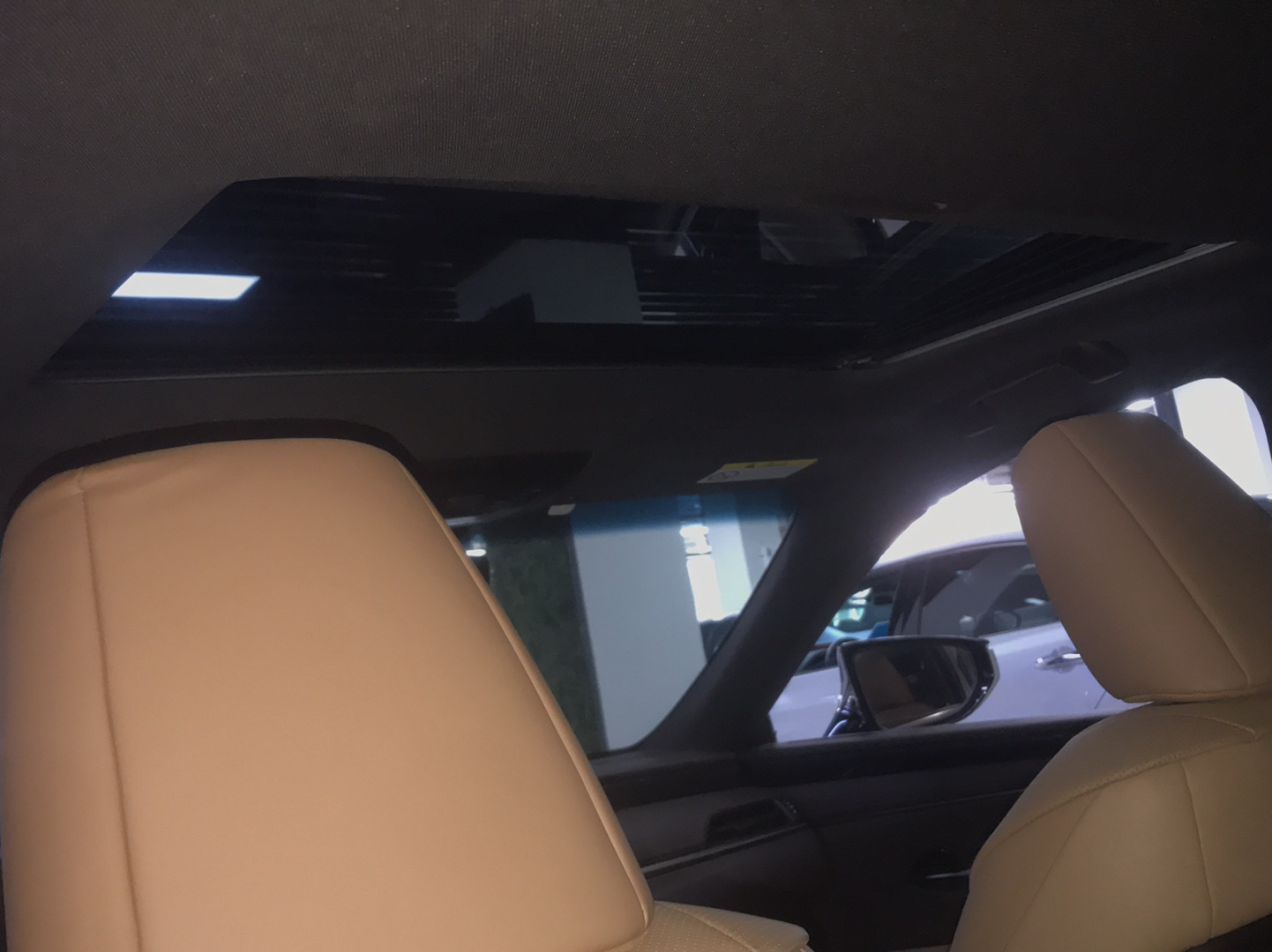 雷克萨斯ES 2020款 300h 臻享版