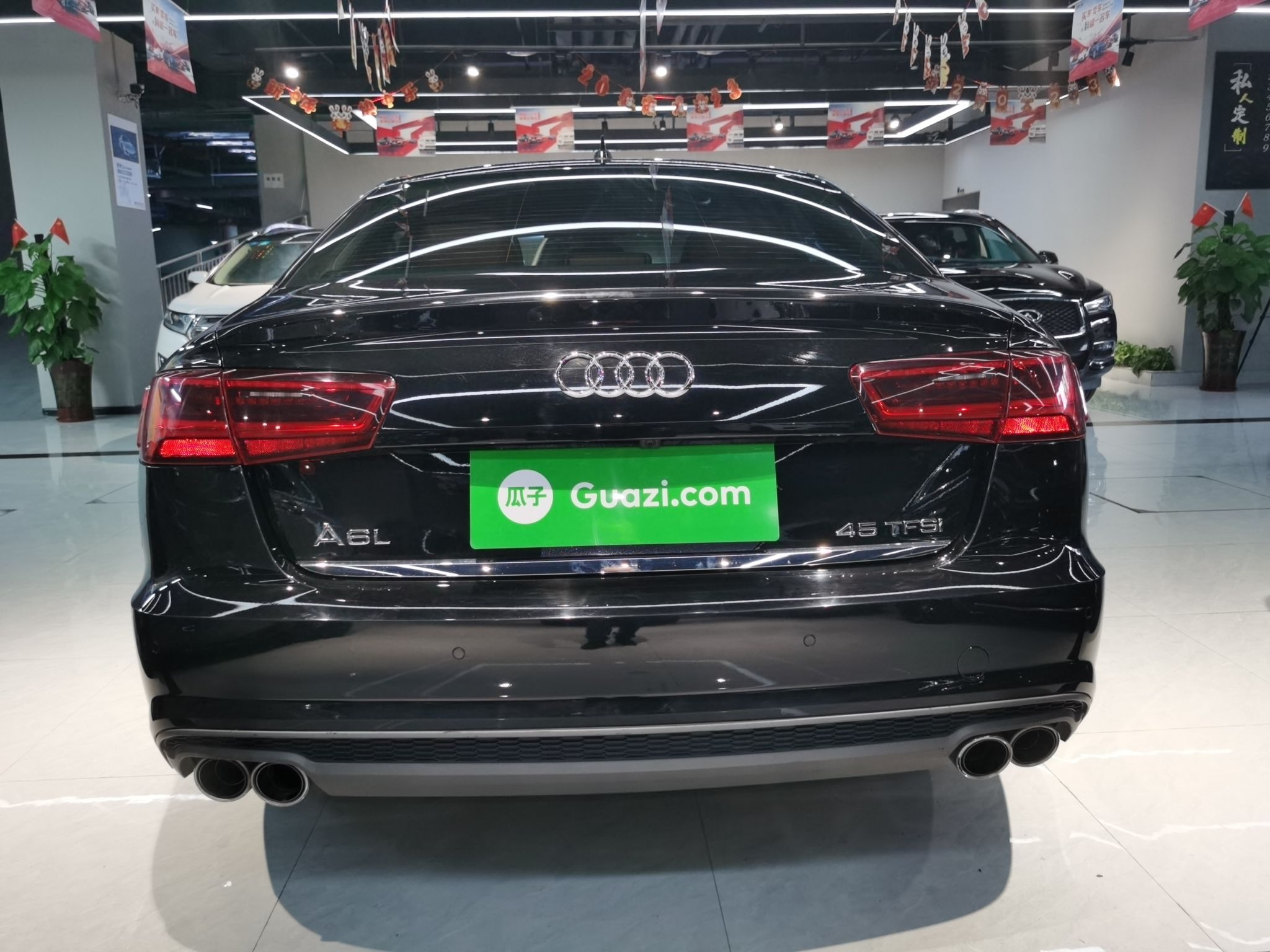 奥迪A6L 2018款 30周年年型 45 TFSI quattro 豪华型