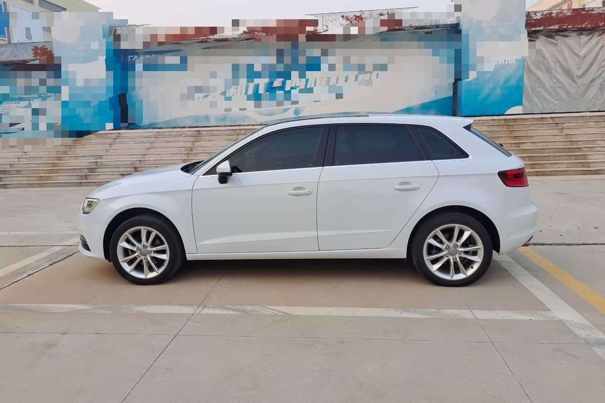 奥迪A3 2014款 Sportback 35 TFSI 自动舒适型