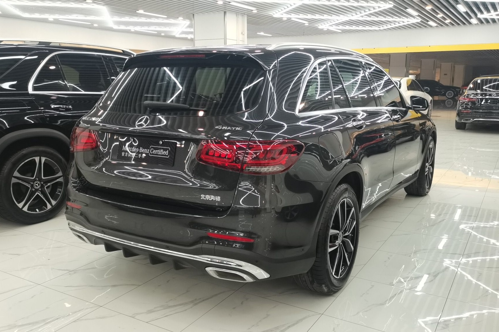 奔驰GLC级 2021款 GLC 260 L 4MATIC 豪华型