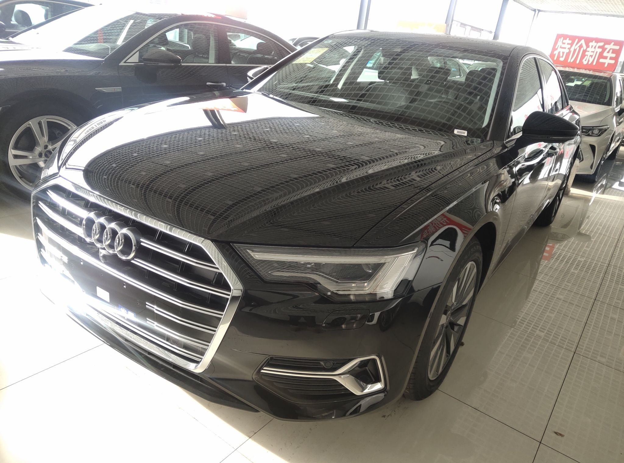 奥迪A6L 2023款 45 TFSI 臻选致雅型