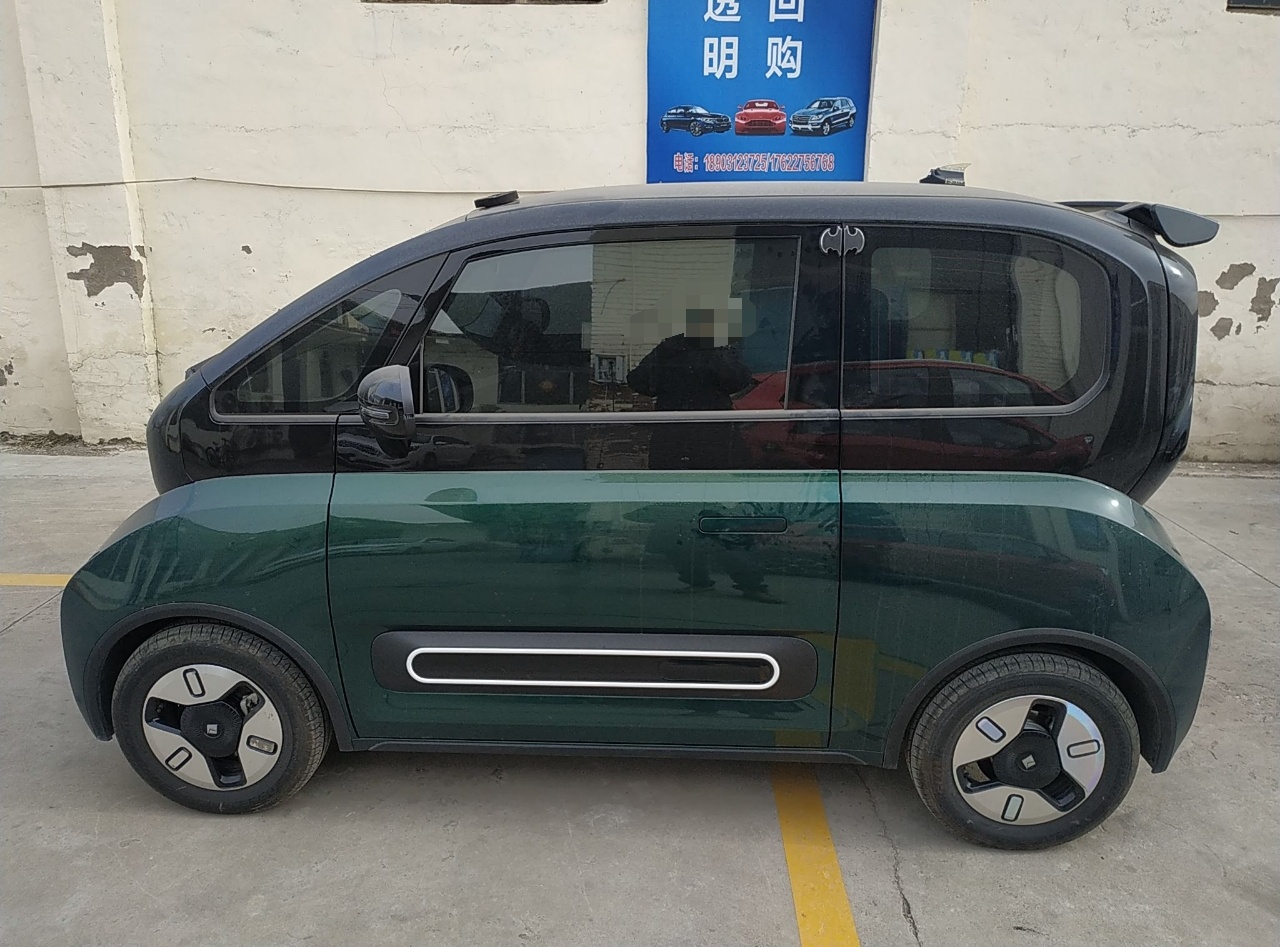 宝骏KiWi EV 2022款 设计师轻享版 三元锂