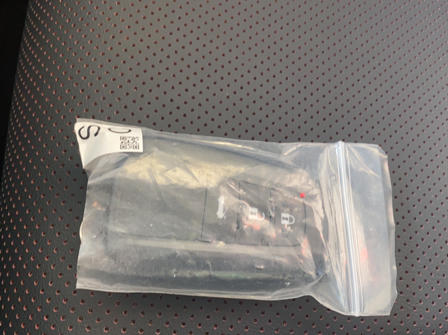 丰田 雷凌 2022款 双擎 1.8H E-CVT运动版