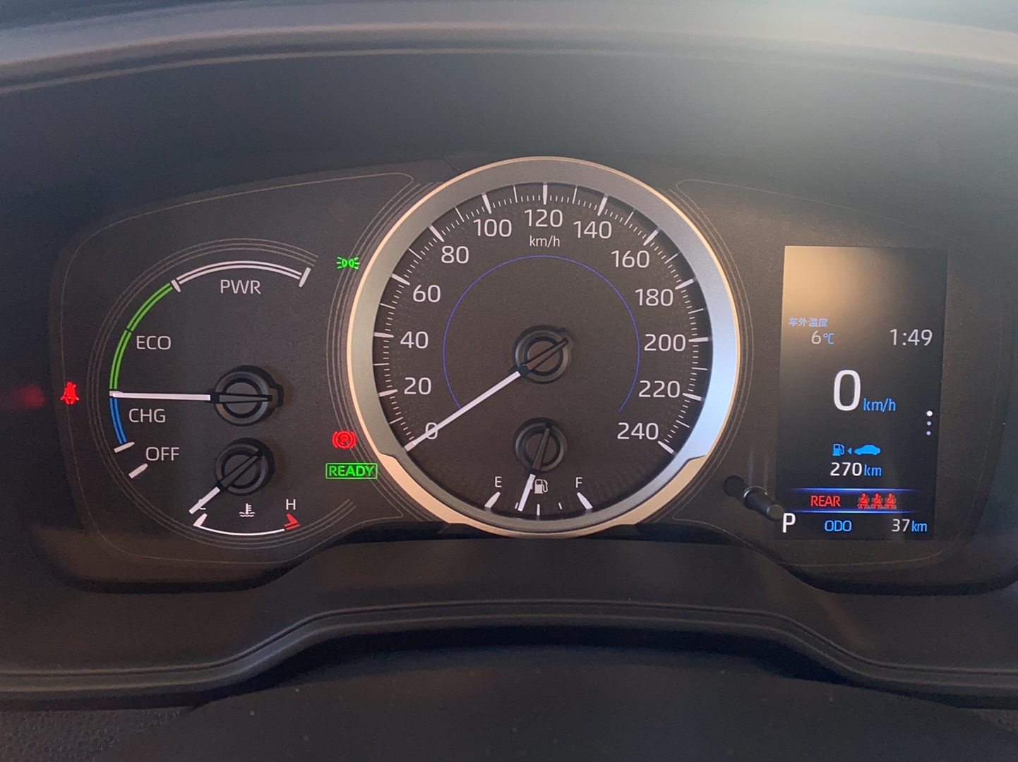 丰田 雷凌 2022款 双擎 1.8H E-CVT运动版