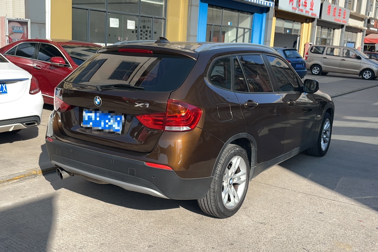 宝马X1 2012款 xDrive20i 豪华型