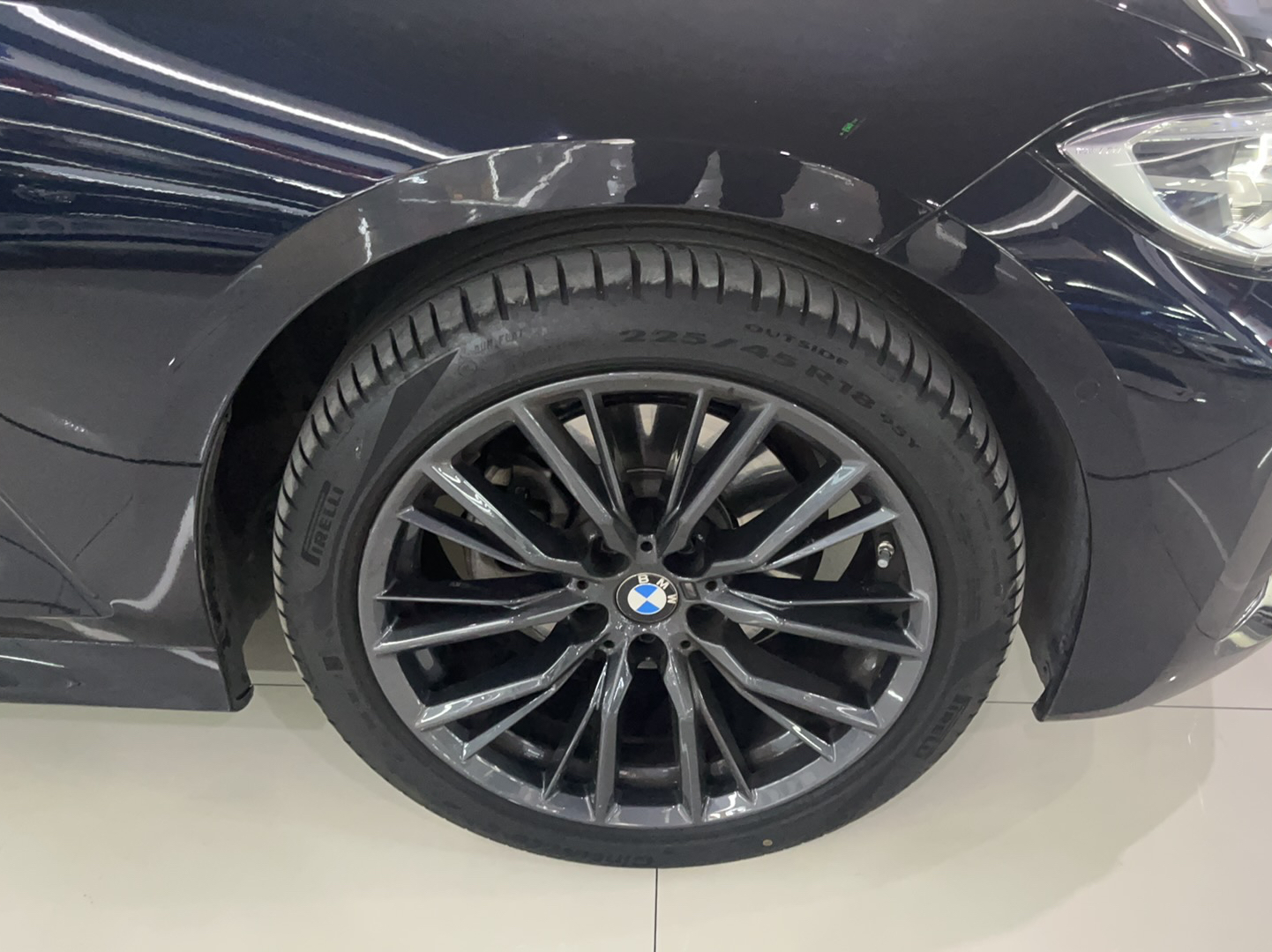 宝马3系 2022款 325Li M运动曜夜套装