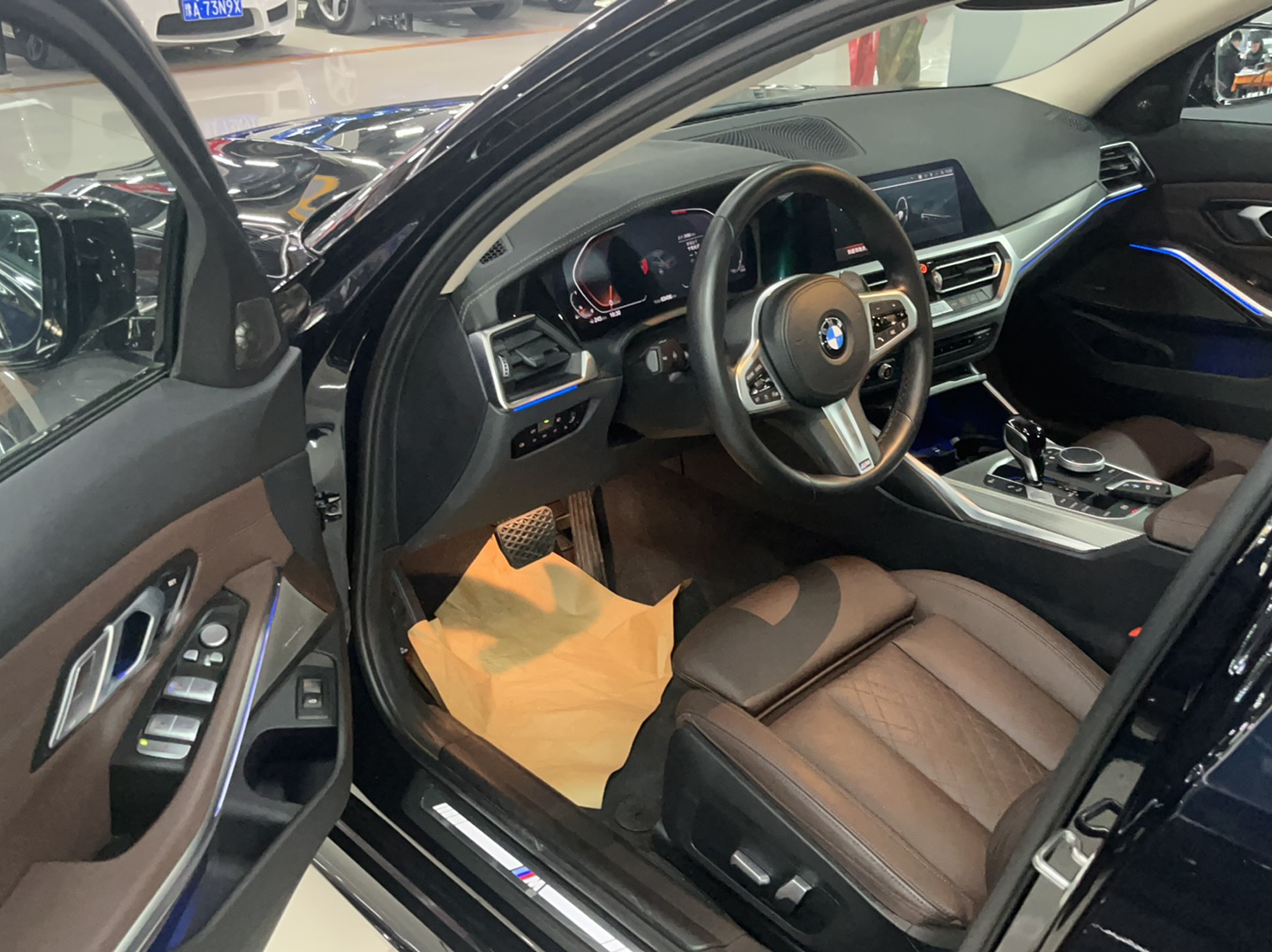 宝马3系 2022款 325Li M运动曜夜套装