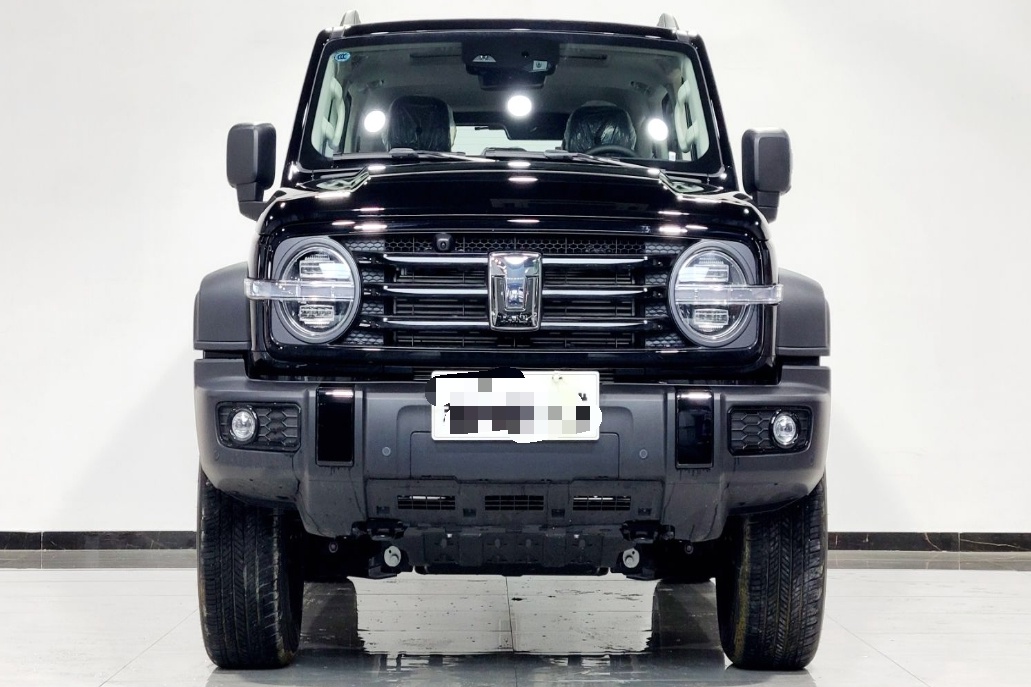 坦克300 2023款 越野版 2.0T 征服者