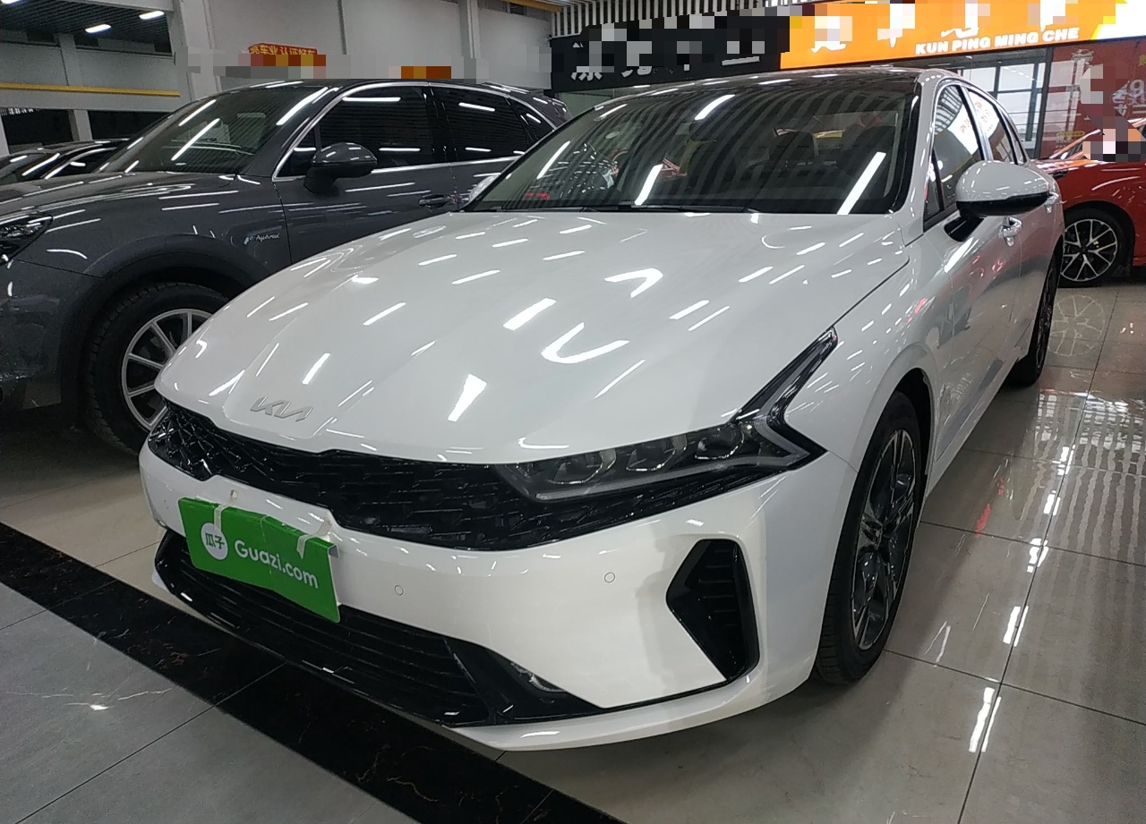 起亚 K5凯酷 2021款 380T GT-Line 焕新版