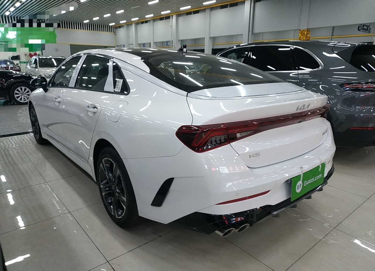 起亚 K5凯酷 2021款 380T GT-Line 焕新版