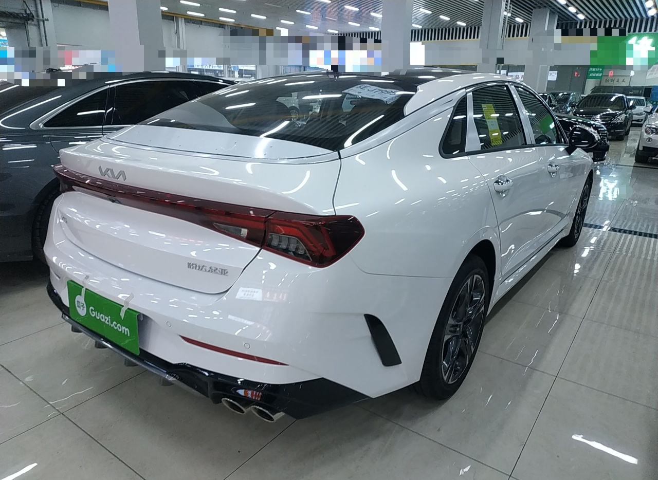 起亚 K5凯酷 2021款 380T GT-Line 焕新版