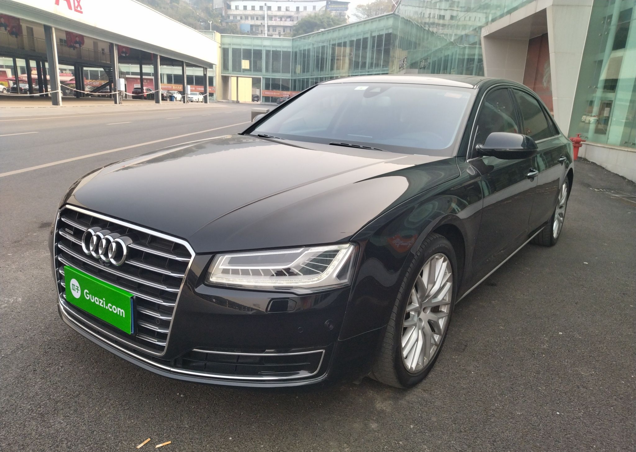 奥迪A8L 2014款 A8L 60 TFSI quattro豪华型(进口)