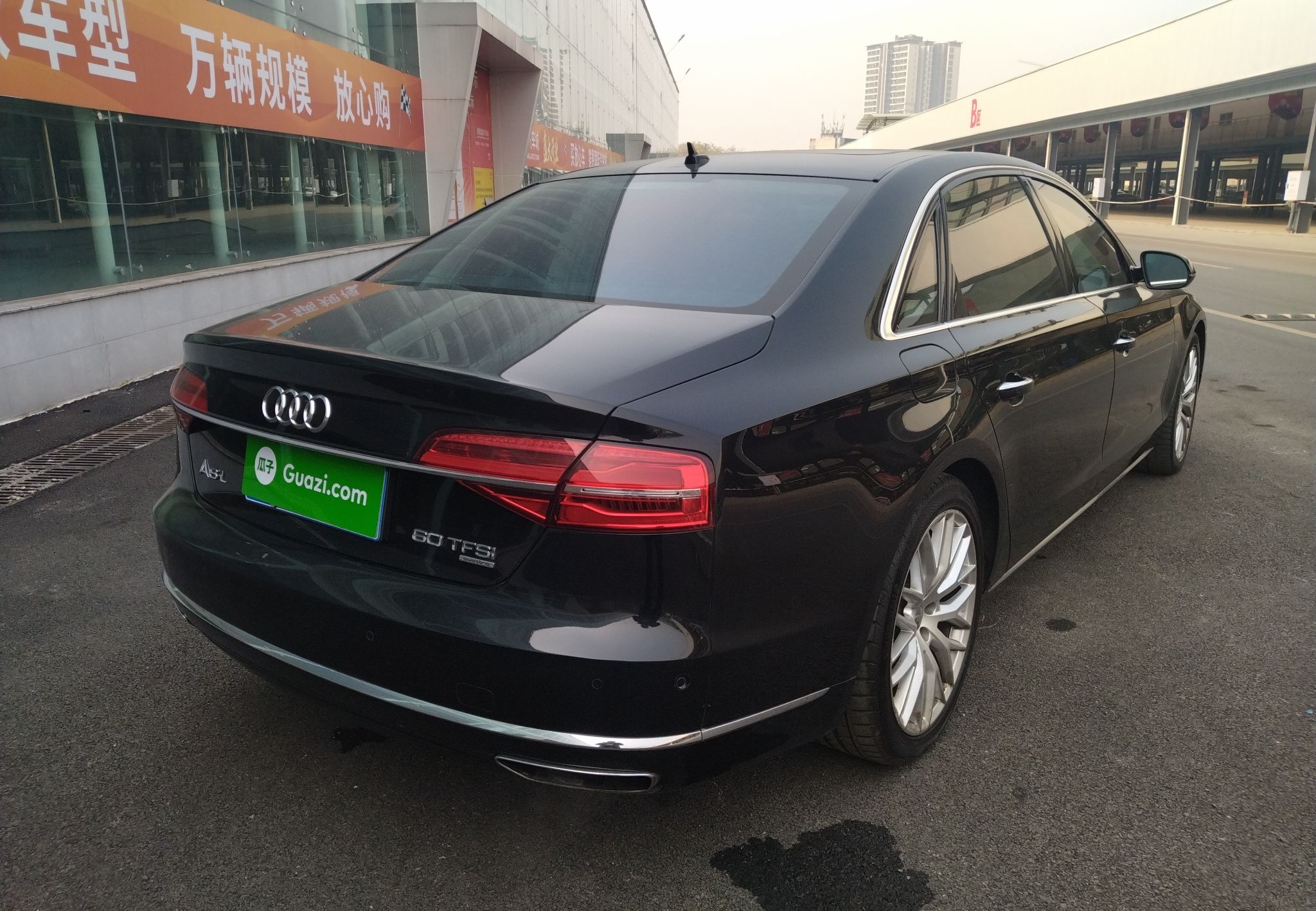 奥迪A8L 2014款 A8L 60 TFSI quattro豪华型(进口)