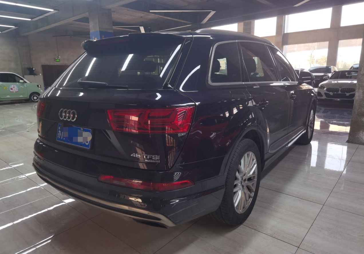 奥迪Q7 2016款 45 TFSI S line运动型(进口)