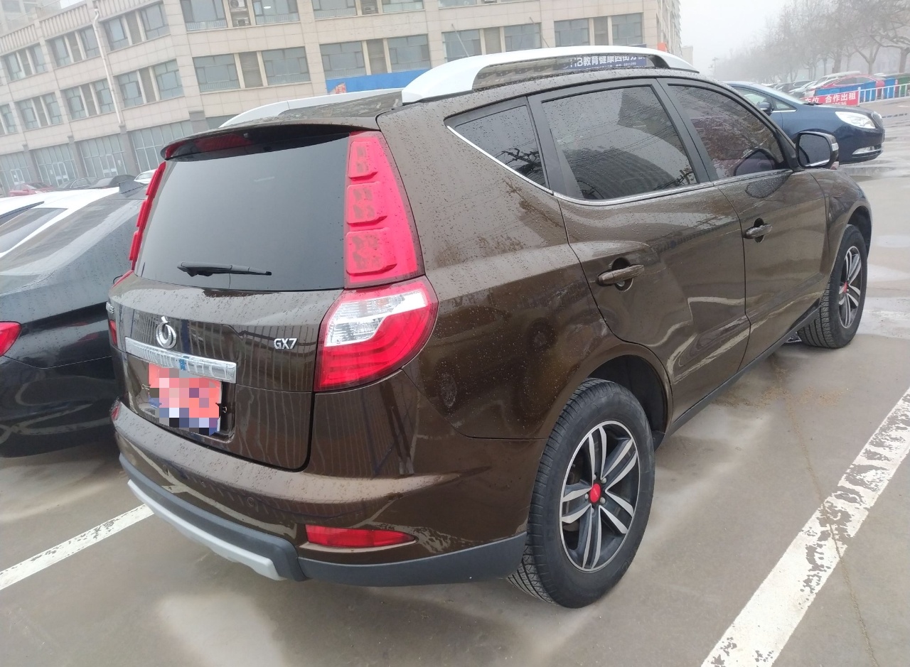 吉利汽车 吉利GX7 2015款 运动版 2.0L 自动尊享型