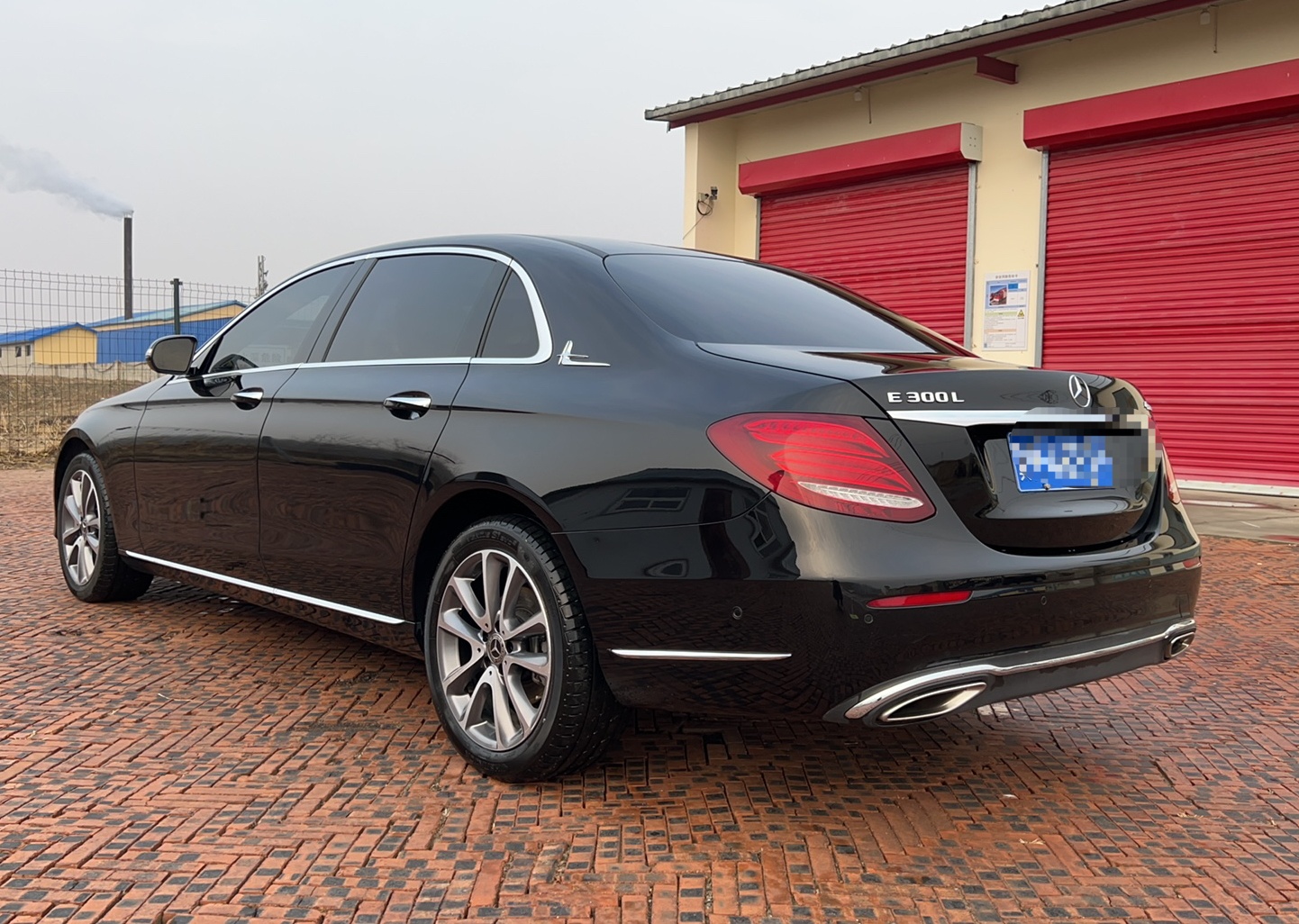 奔驰E级 2019款 E 200 L 4MATIC