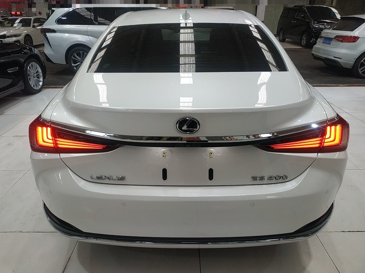 雷克萨斯ES 2018款 200 卓越版 国V