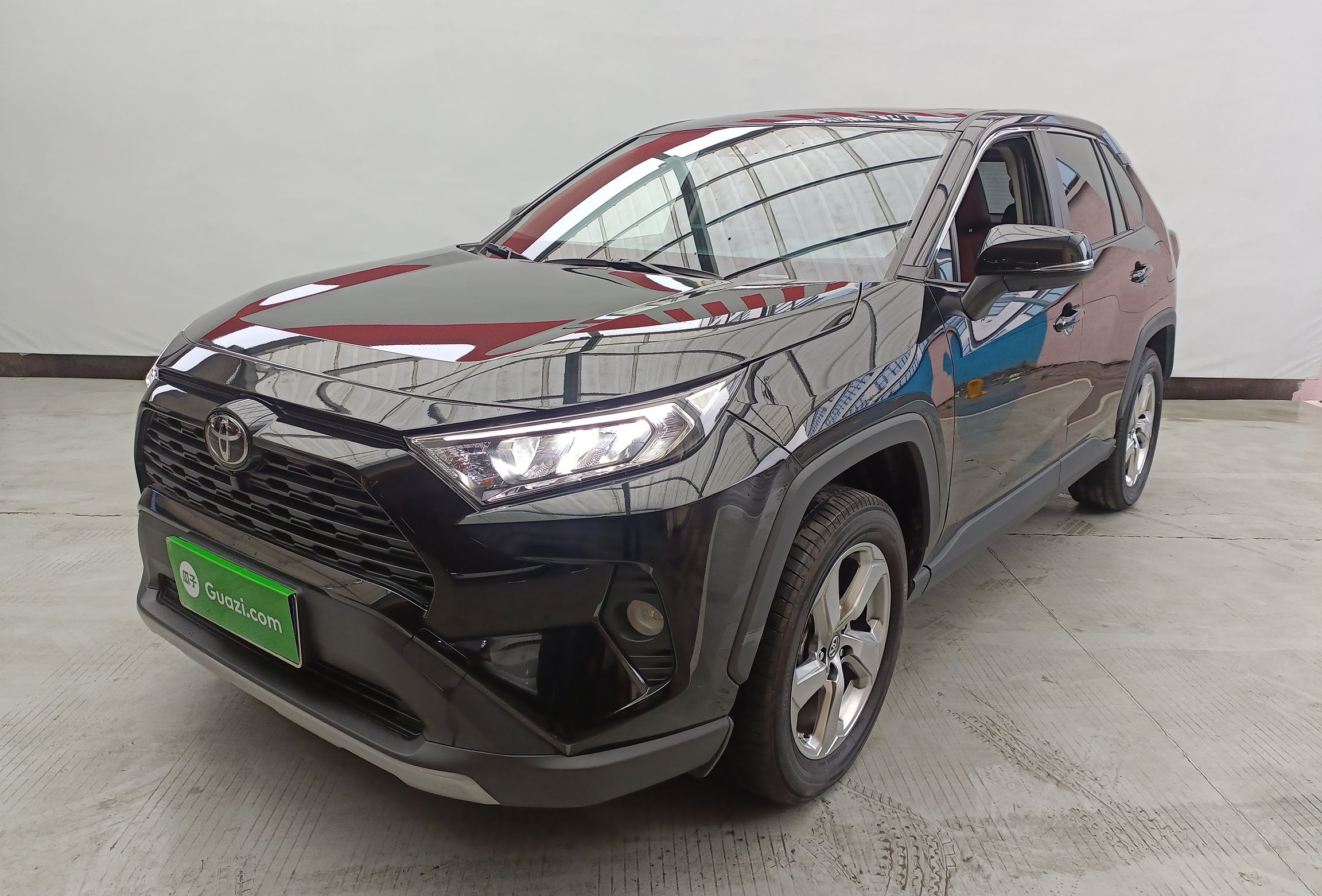 丰田 RAV4 2022款 2.0L CVT两驱风尚版