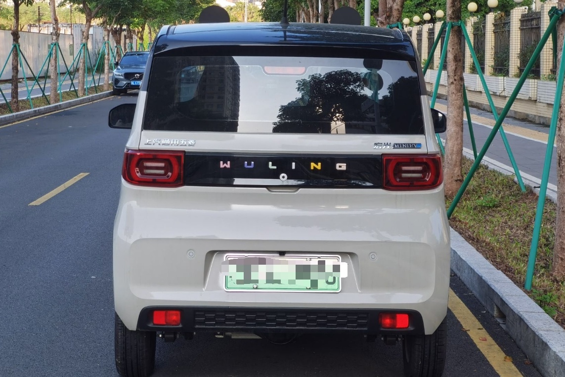 五菱汽车 宏光MINI EV 2022款 马卡龙臻享款 磷酸铁锂