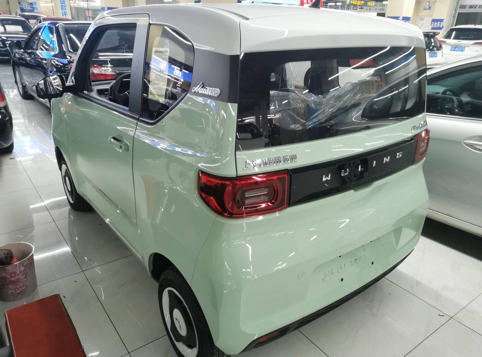 五菱汽车 宏光MINI EV 2022款 马卡龙时尚款 磷酸铁锂