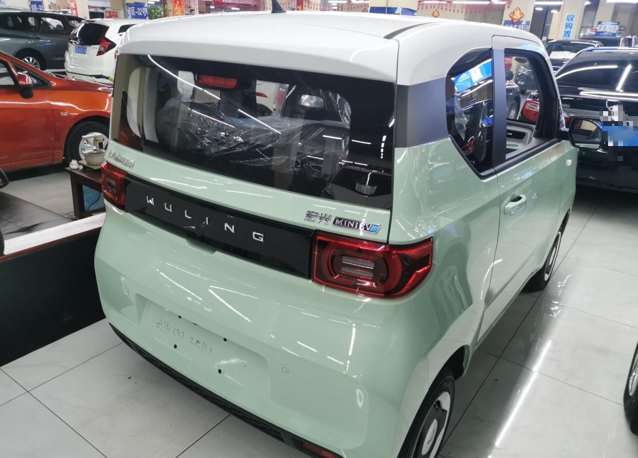 五菱汽车 宏光MINI EV 2022款 马卡龙时尚款 磷酸铁锂