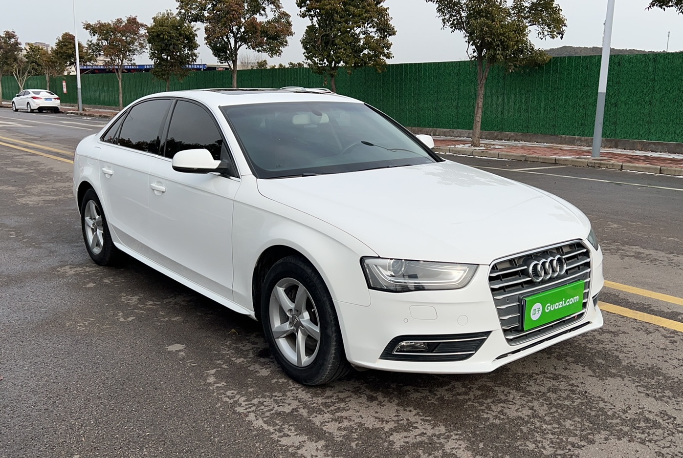 奥迪A4L 2013款 35 TFSI 自动舒适型