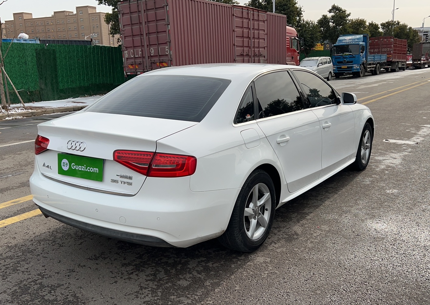 奥迪A4L 2013款 35 TFSI 自动舒适型