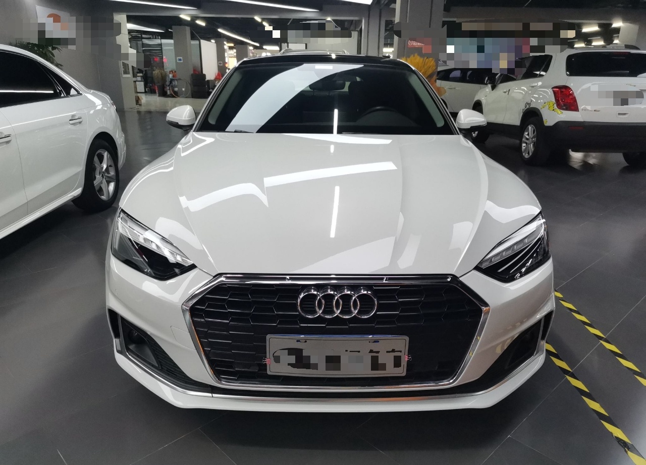 奥迪A5 2021款 Sportback 40 TFSI 时尚智雅型(进口)