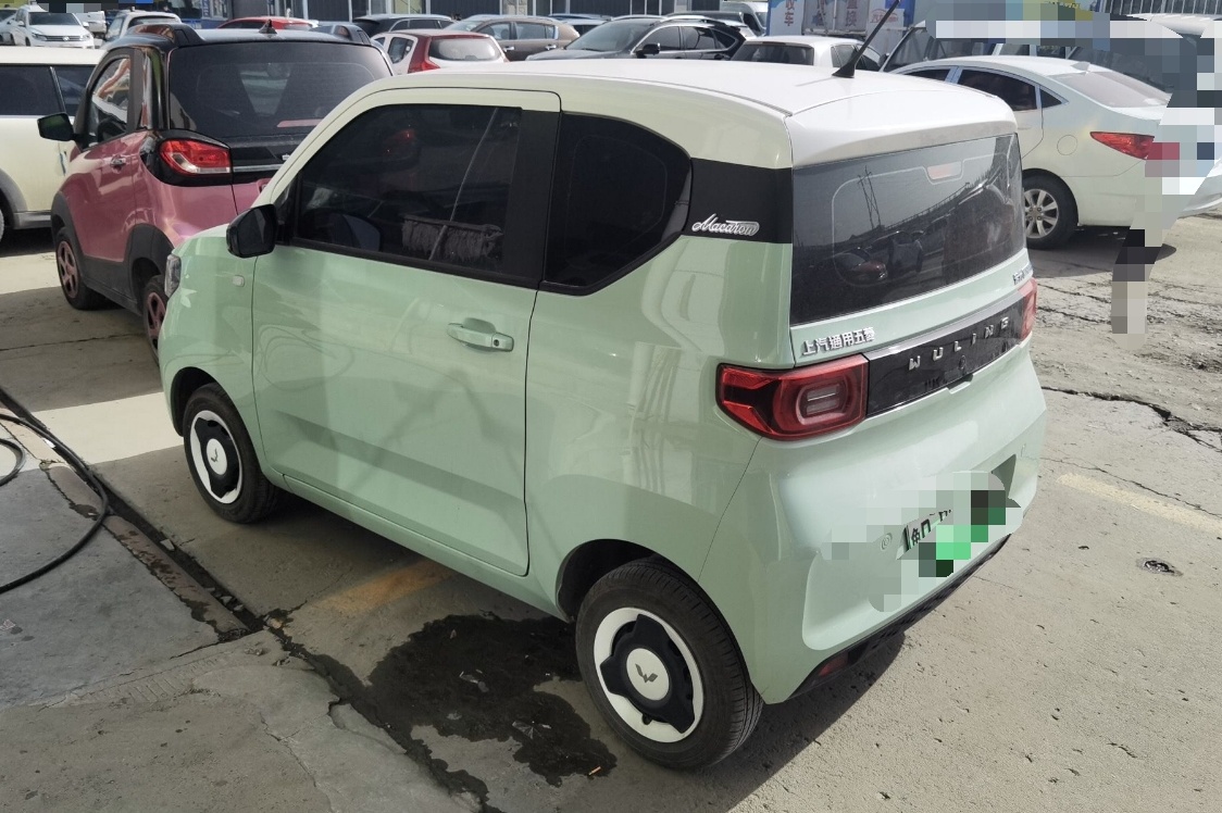 五菱汽车 宏光MINI EV 2021款 马卡龙夹心款 120km 磷酸铁锂