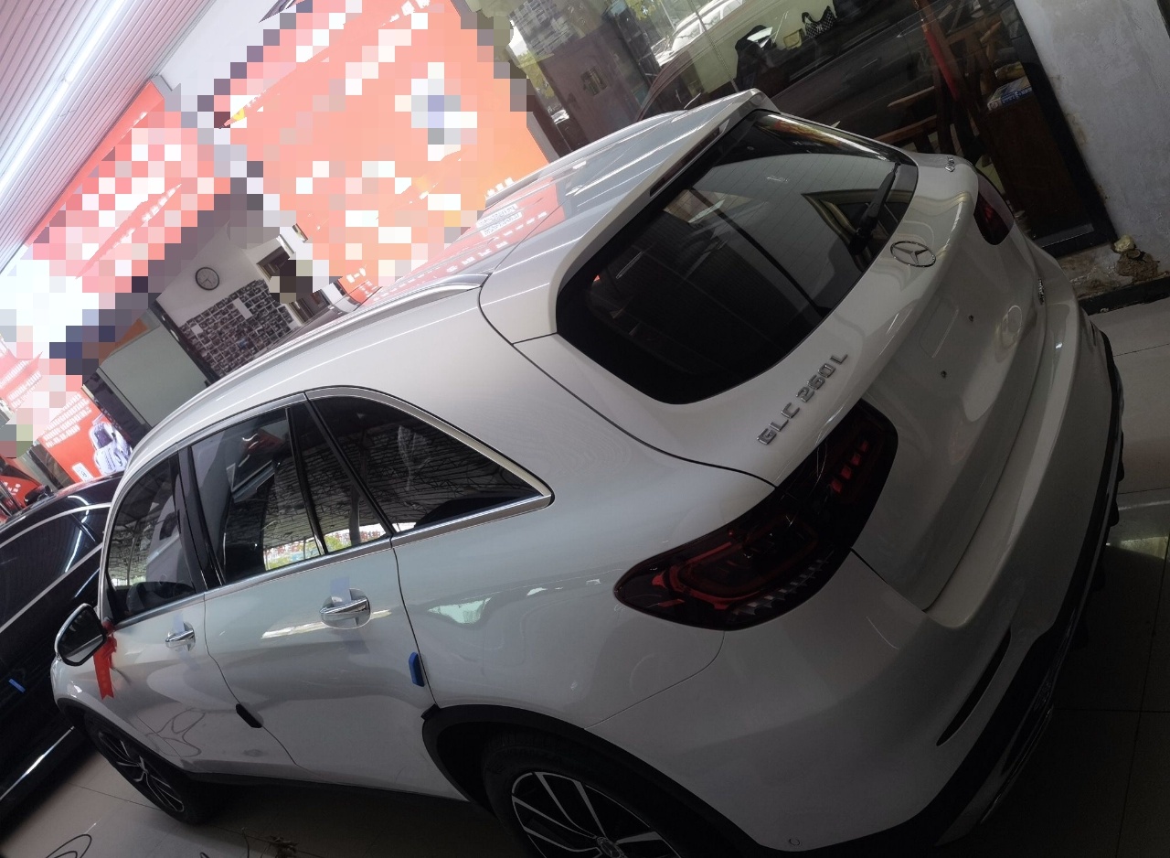 奔驰GLC级 2022款 改款二 GLC 260 L 4MATIC 豪华型