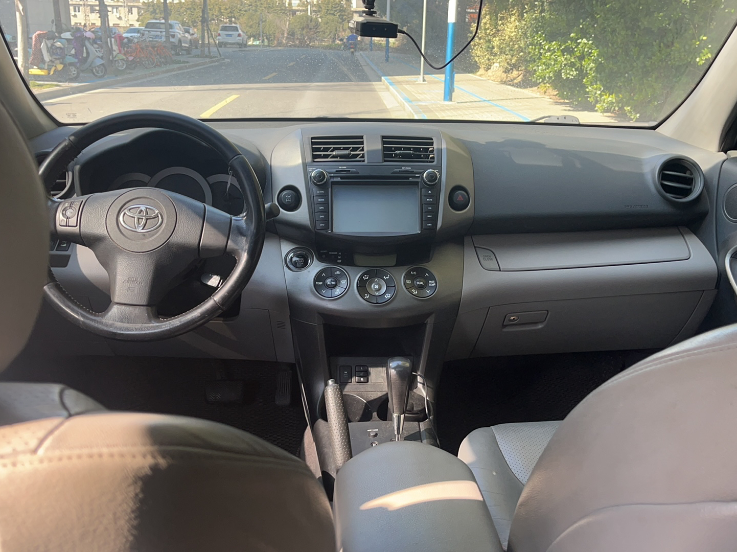 丰田 RAV4 2009款 2.4L 自动豪华版