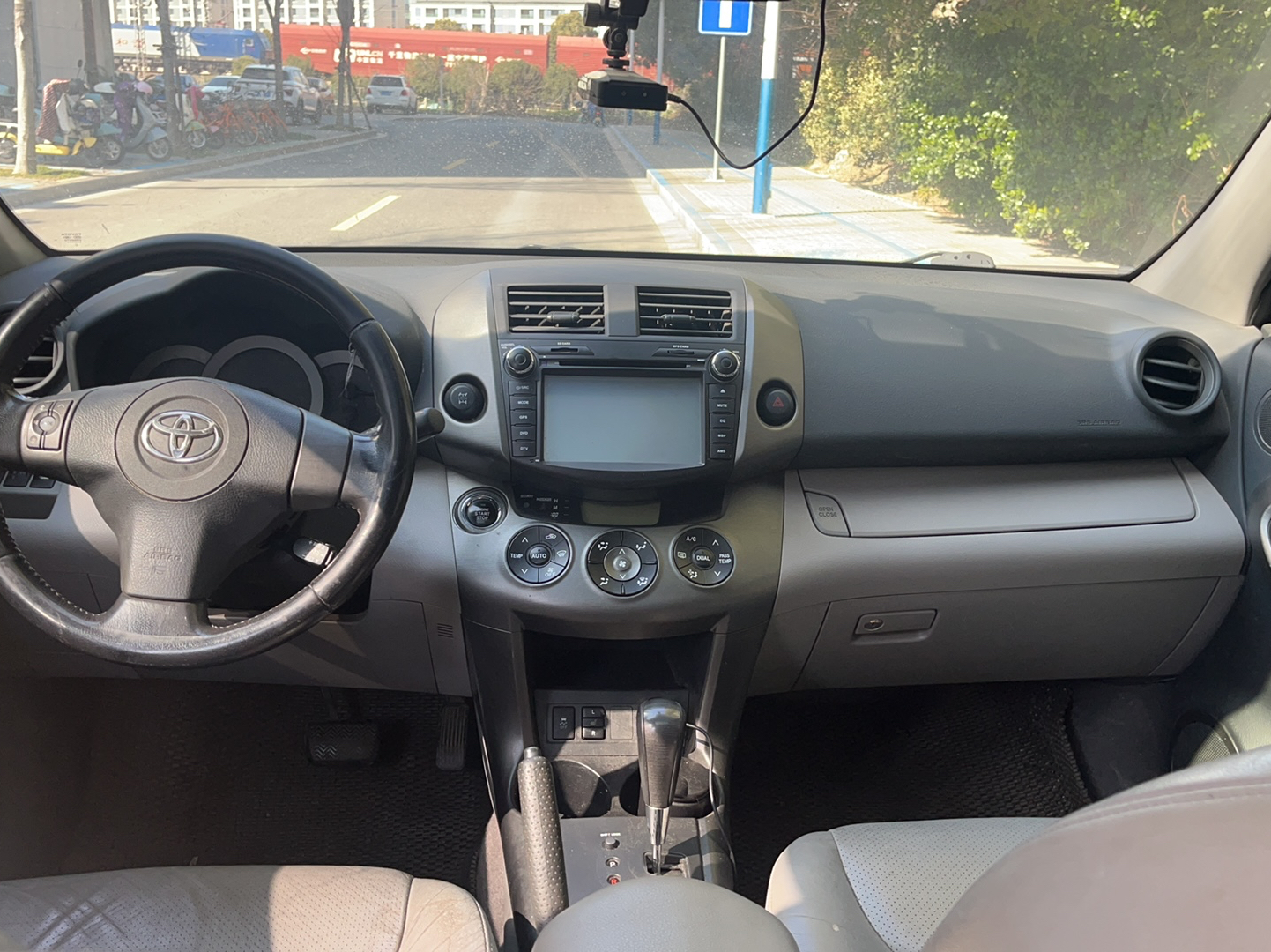 丰田 RAV4 2009款 2.4L 自动豪华版