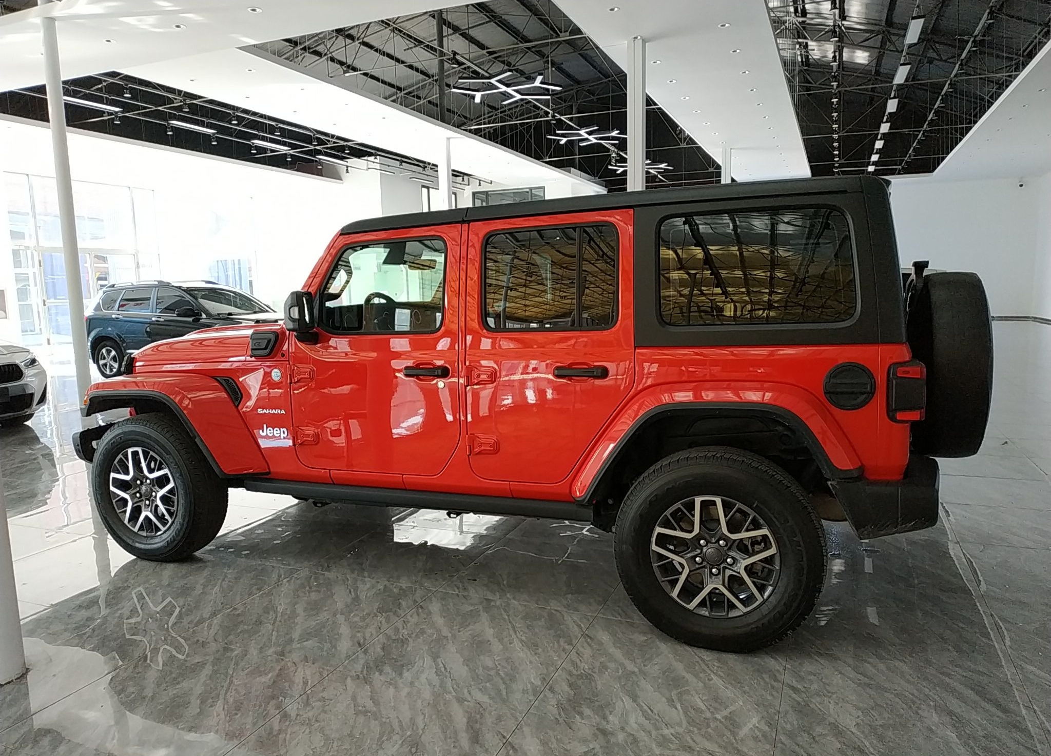 Jeep 牧马人新能源 2021款 四门 2.0T 4xe 撒哈拉(进口)