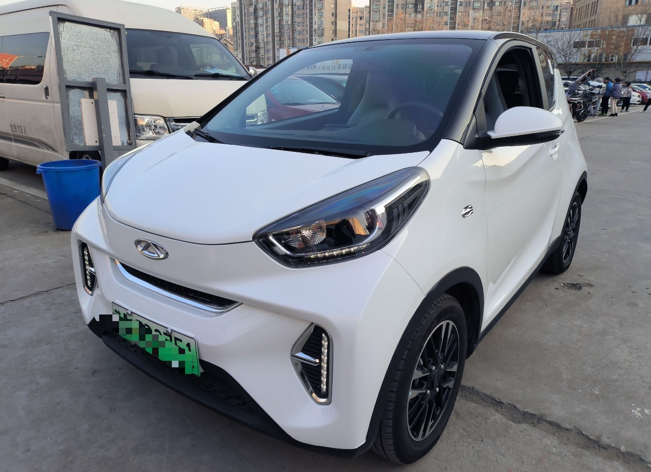 奇瑞 小蚂蚁 2022款 甜粉款 半糖版 磷酸铁锂 30kW 301km