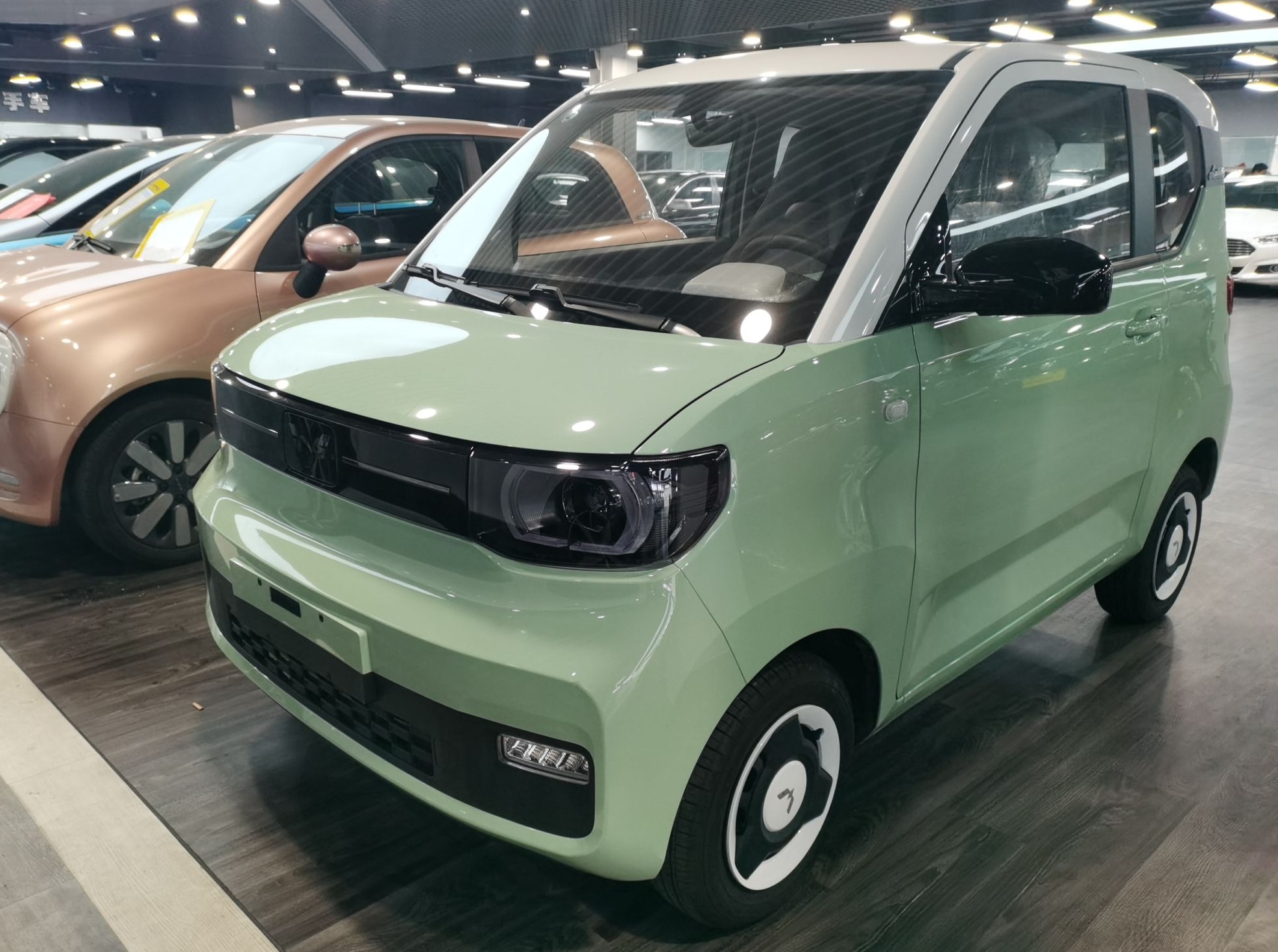 五菱汽车 宏光MINI EV 2022款 马卡龙时尚款 磷酸铁锂