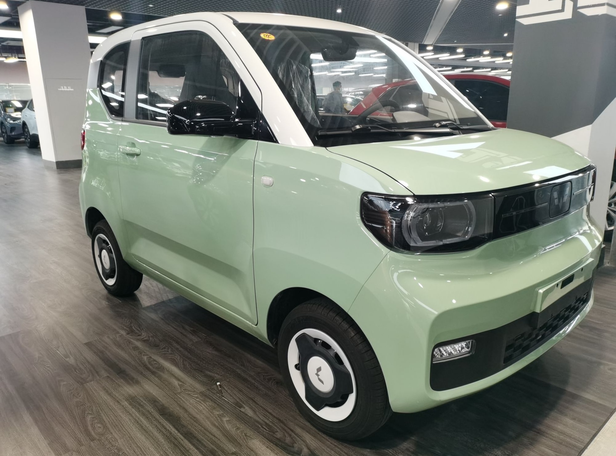 五菱汽车 宏光MINI EV 2022款 马卡龙时尚款 磷酸铁锂